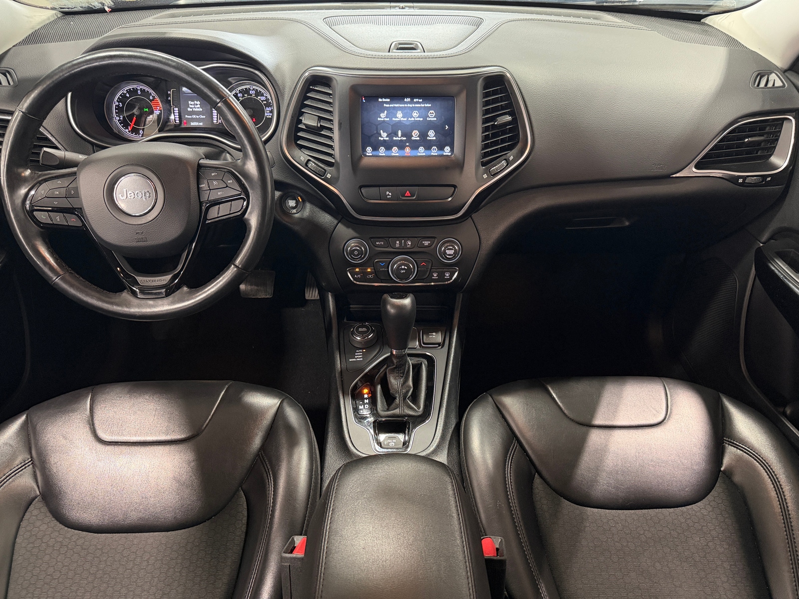Thumbnail: 2020 Jeep Cherokee - 3