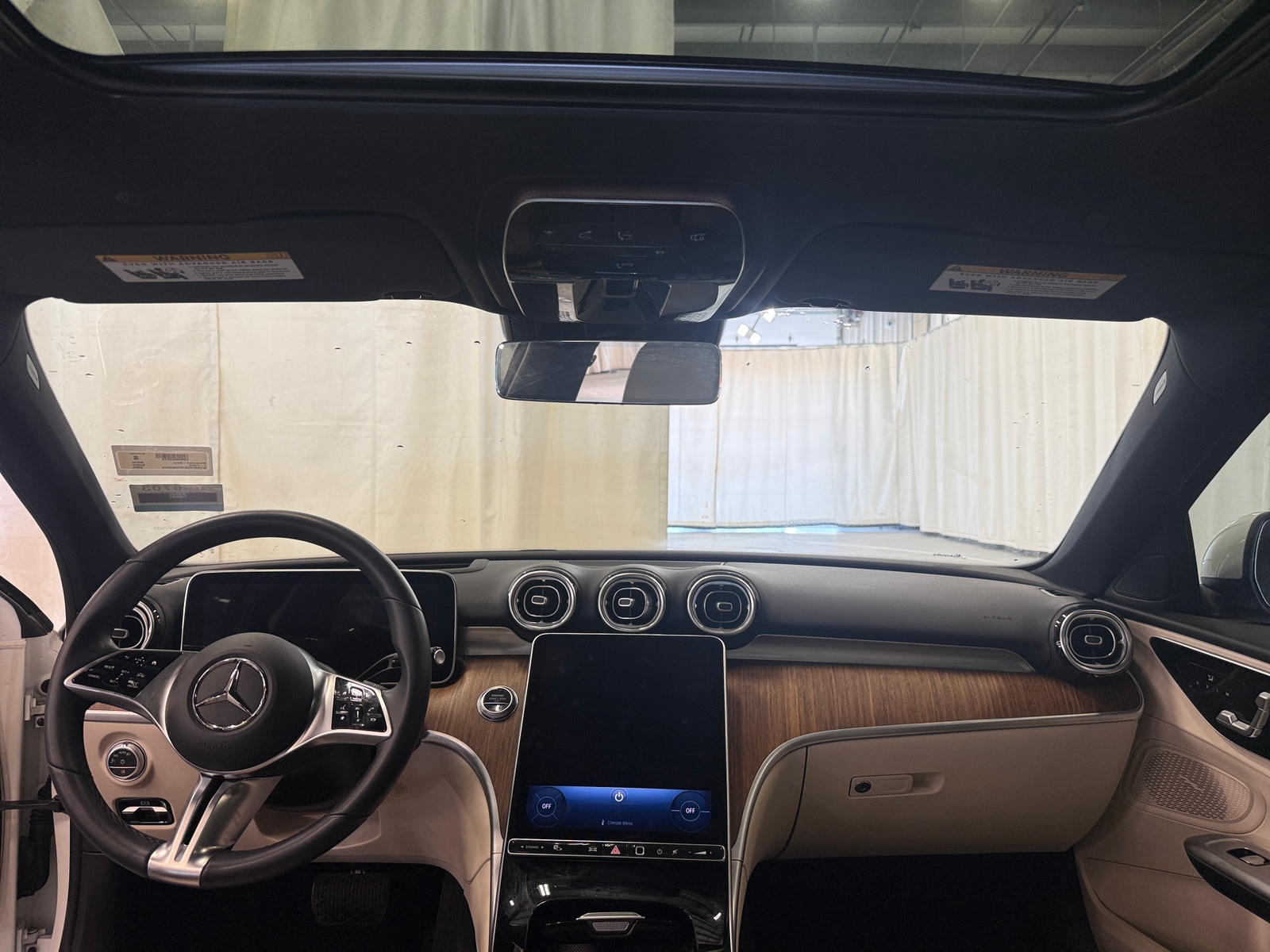 Thumbnail: 2023 Mercedes-Benz C-Class - 2