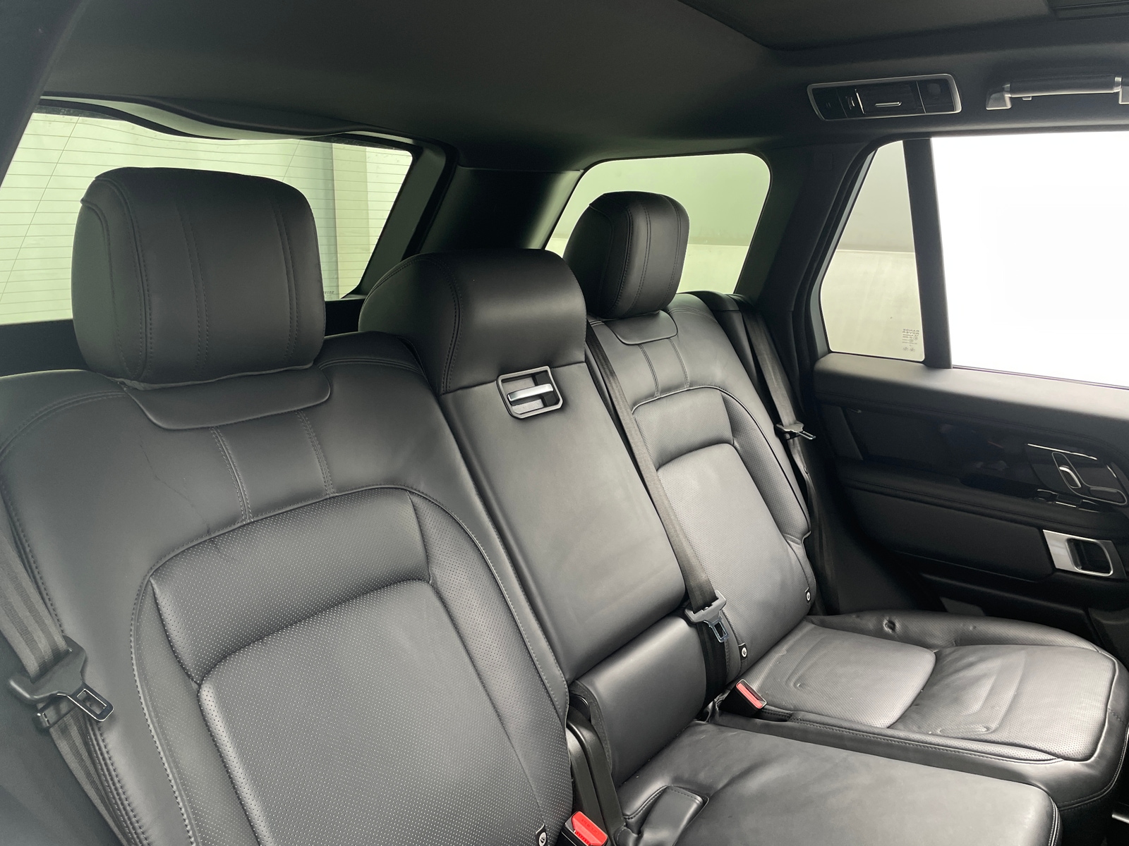 Thumbnail: 2021 Land Rover Range Rover - 5