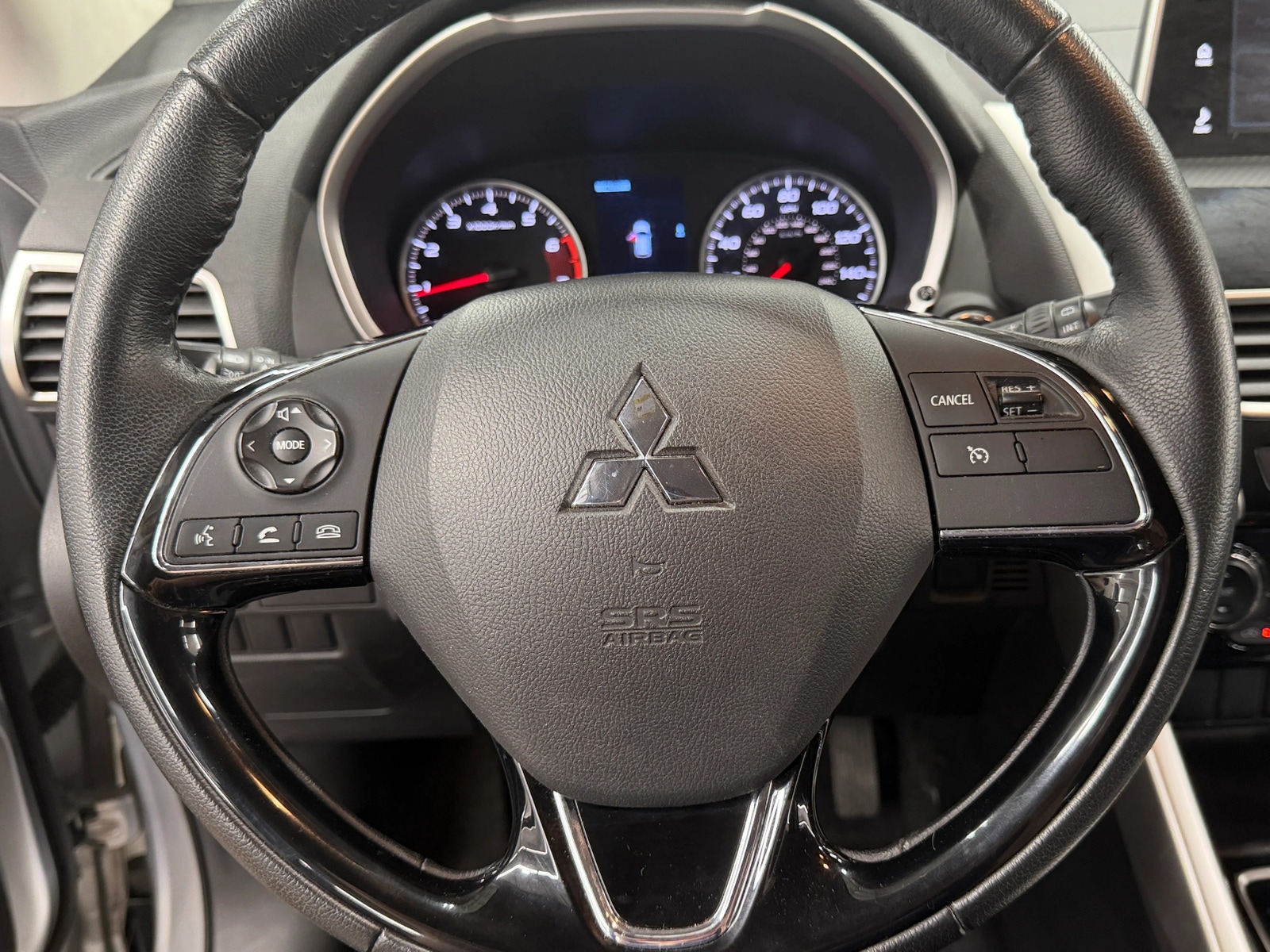 Thumbnail: 2018 Mitsubishi Eclipse Cross - 5