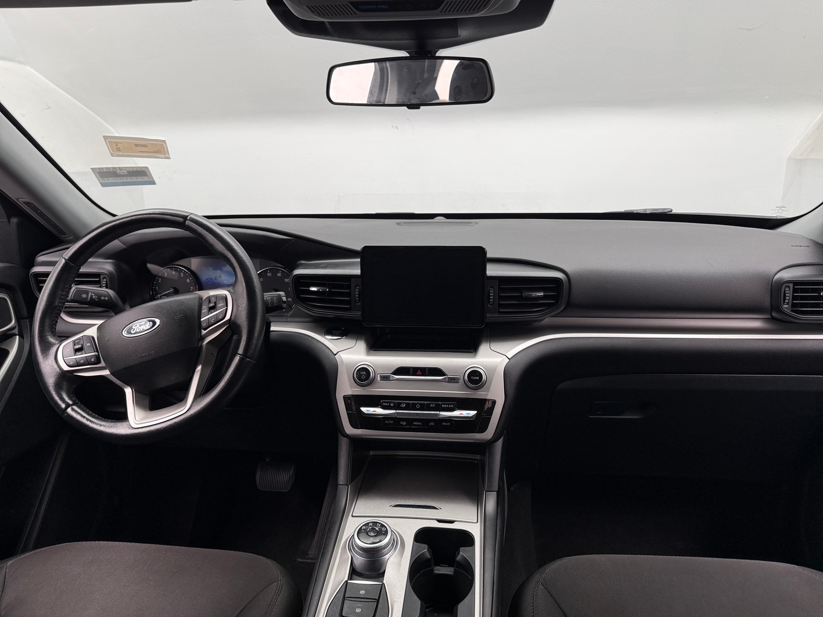 Thumbnail: 2022 Ford Explorer - 3