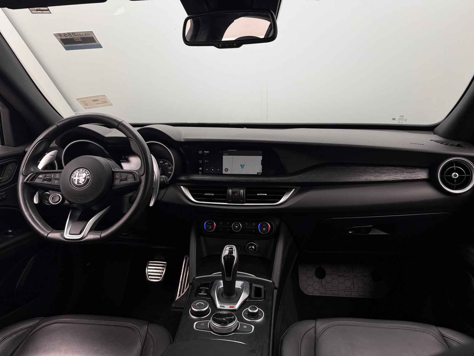 Thumbnail: 2023 Alfa Romeo Stelvio - 2