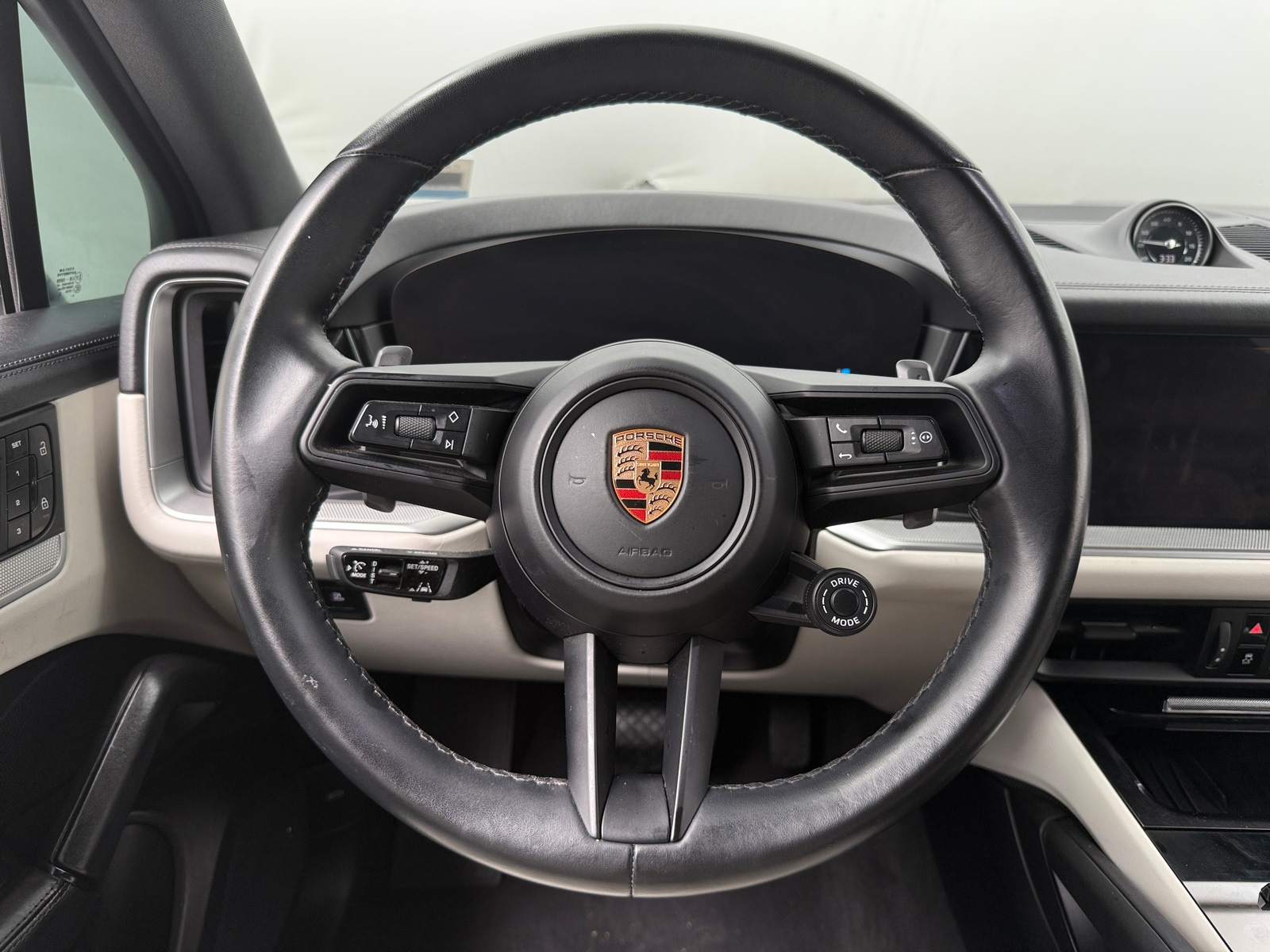 Thumbnail: 2024 Porsche Cayenne - 4