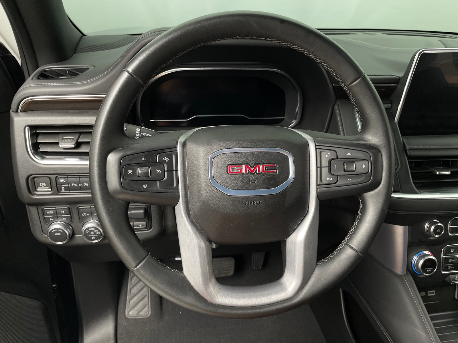 Thumbnail: 2024 GMC Yukon - 5