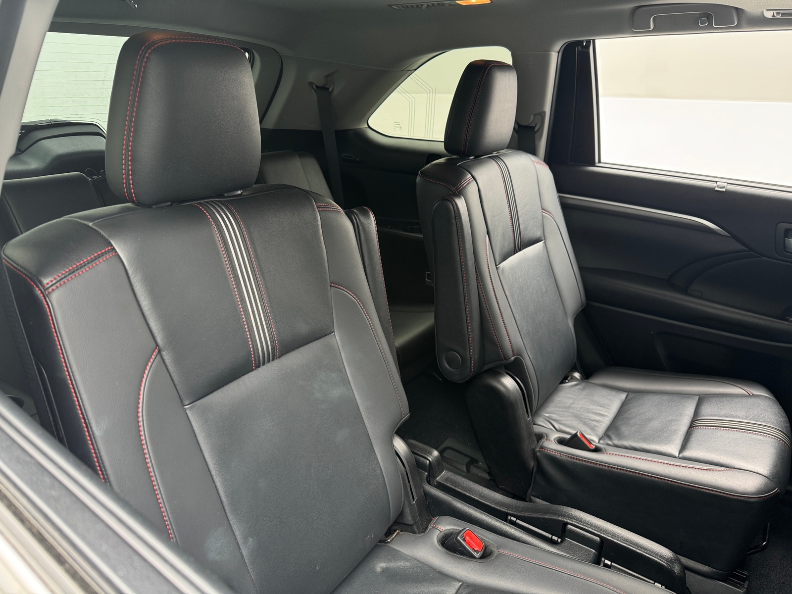 Thumbnail: 2019 Toyota Highlander - 5