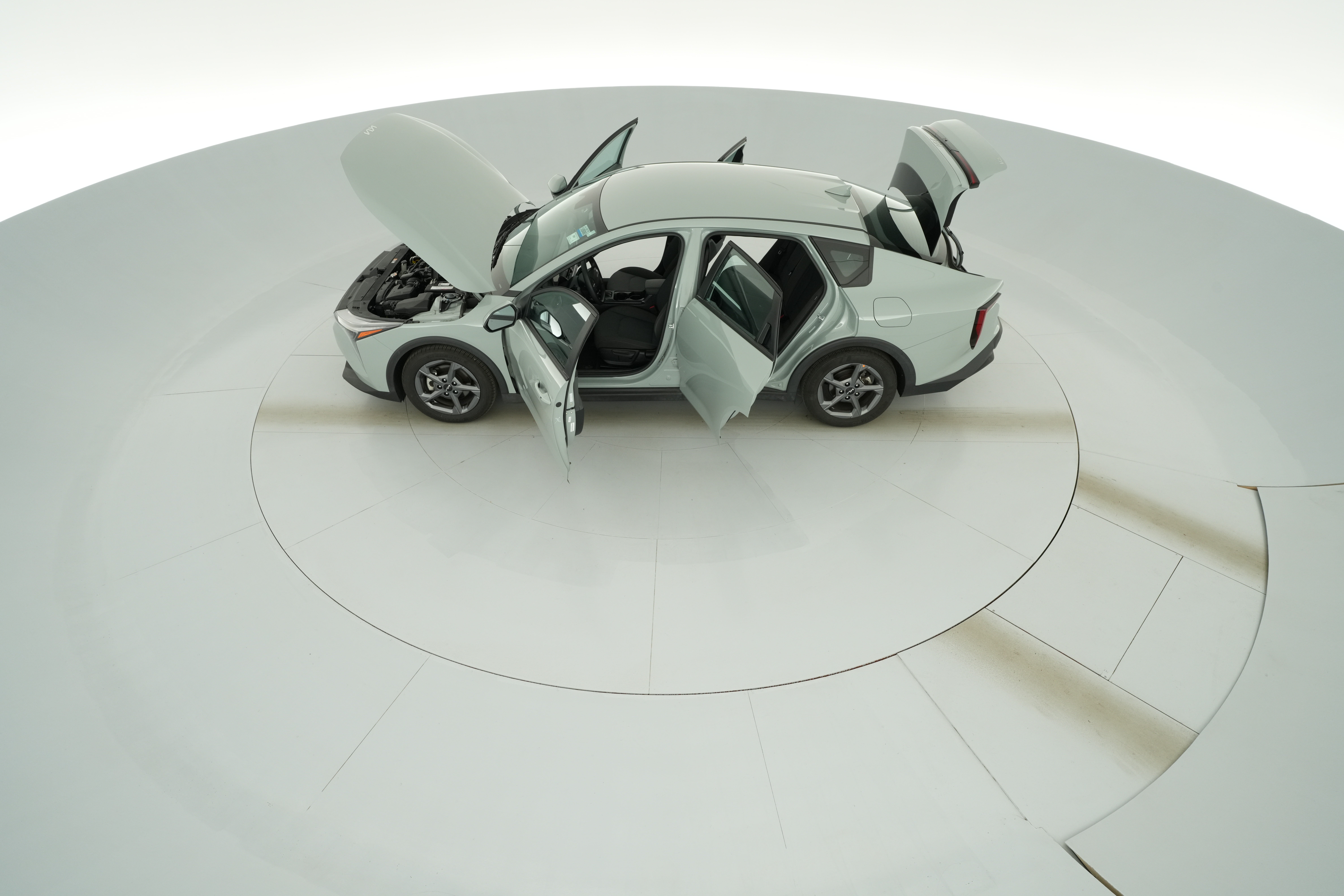 2025 Kia K4 LXS - Photo 41
