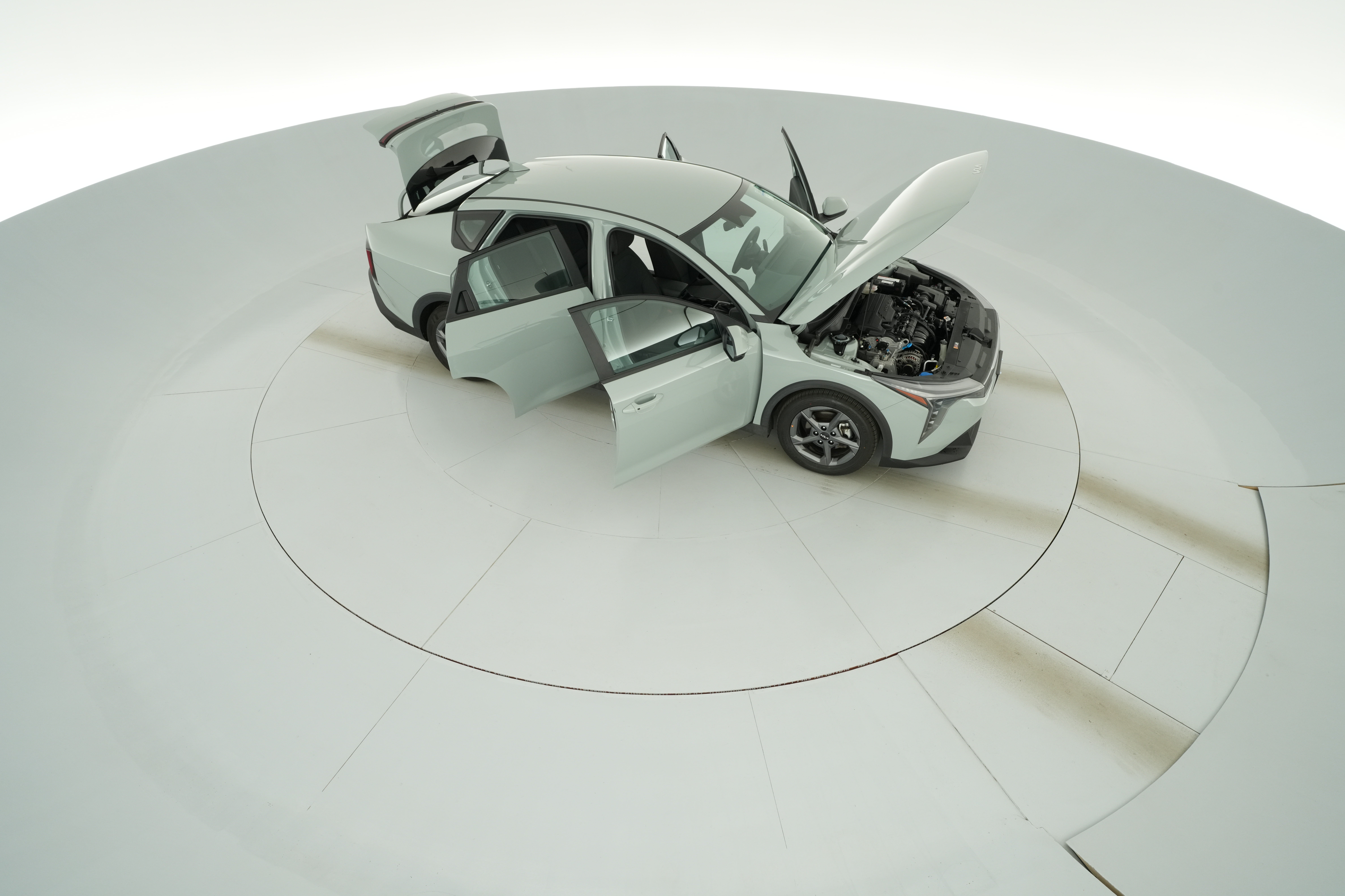 2025 Kia K4 LXS - Photo 50