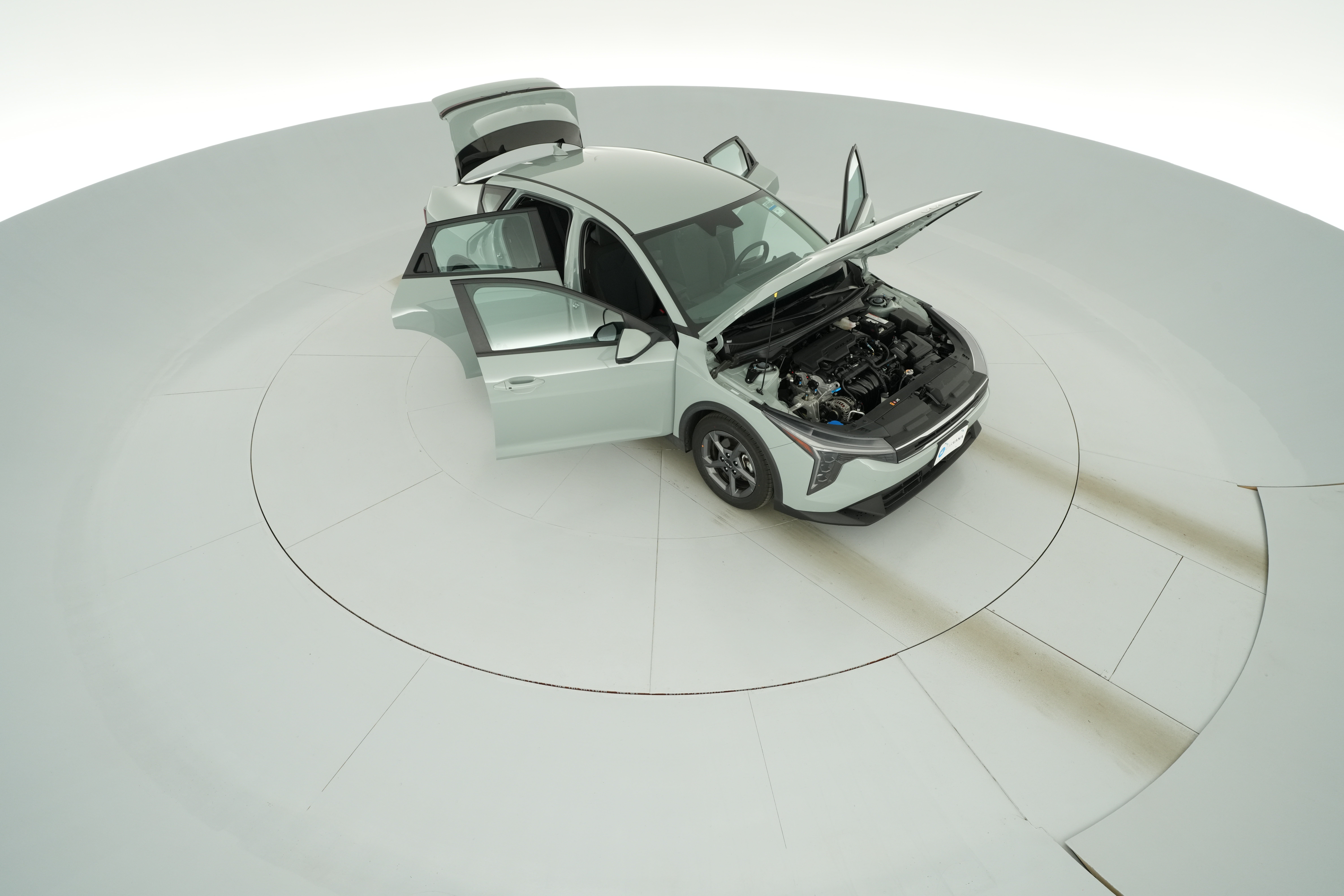 2025 Kia K4 LXS - Photo 51