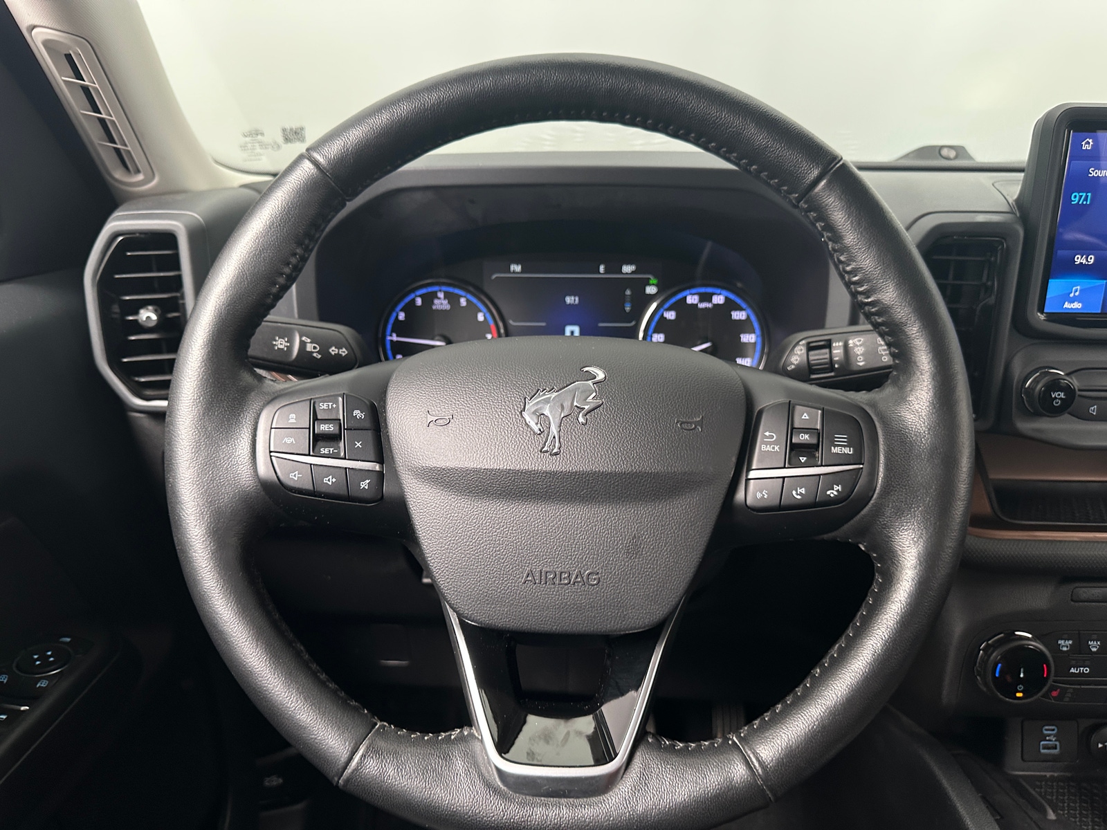 Thumbnail: 2022 Ford Bronco Sport - 5