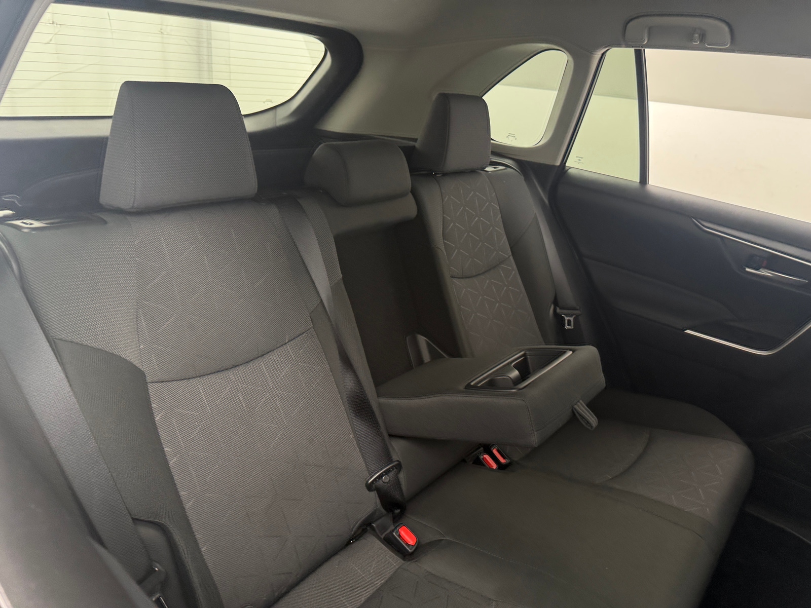 Thumbnail: 2025 Toyota RAV4 - 6