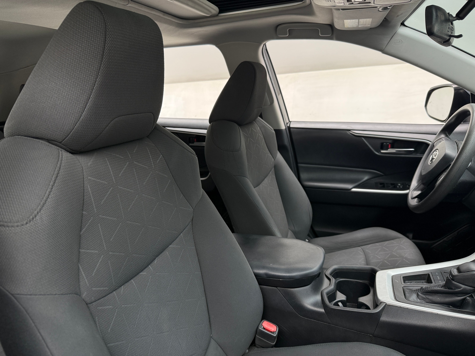 Thumbnail: 2020 Toyota RAV4 - 2