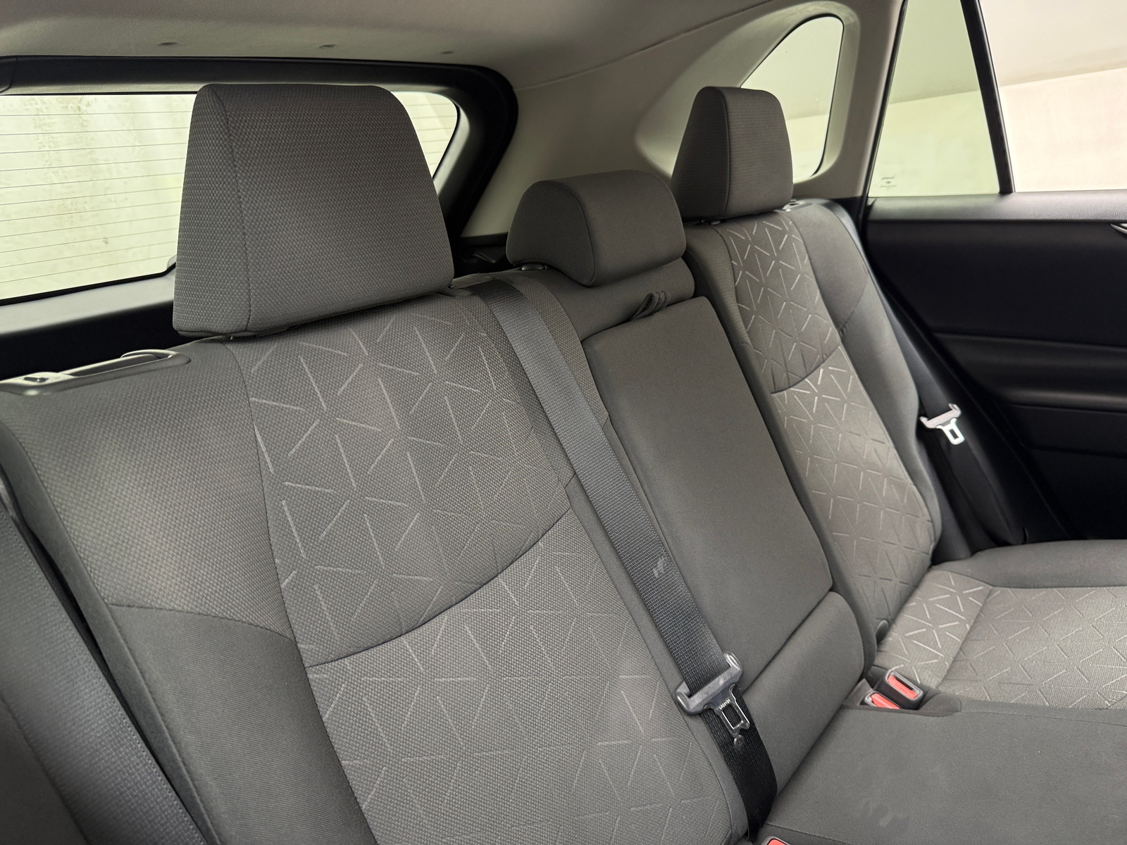 Thumbnail: 2020 Toyota RAV4 - 6