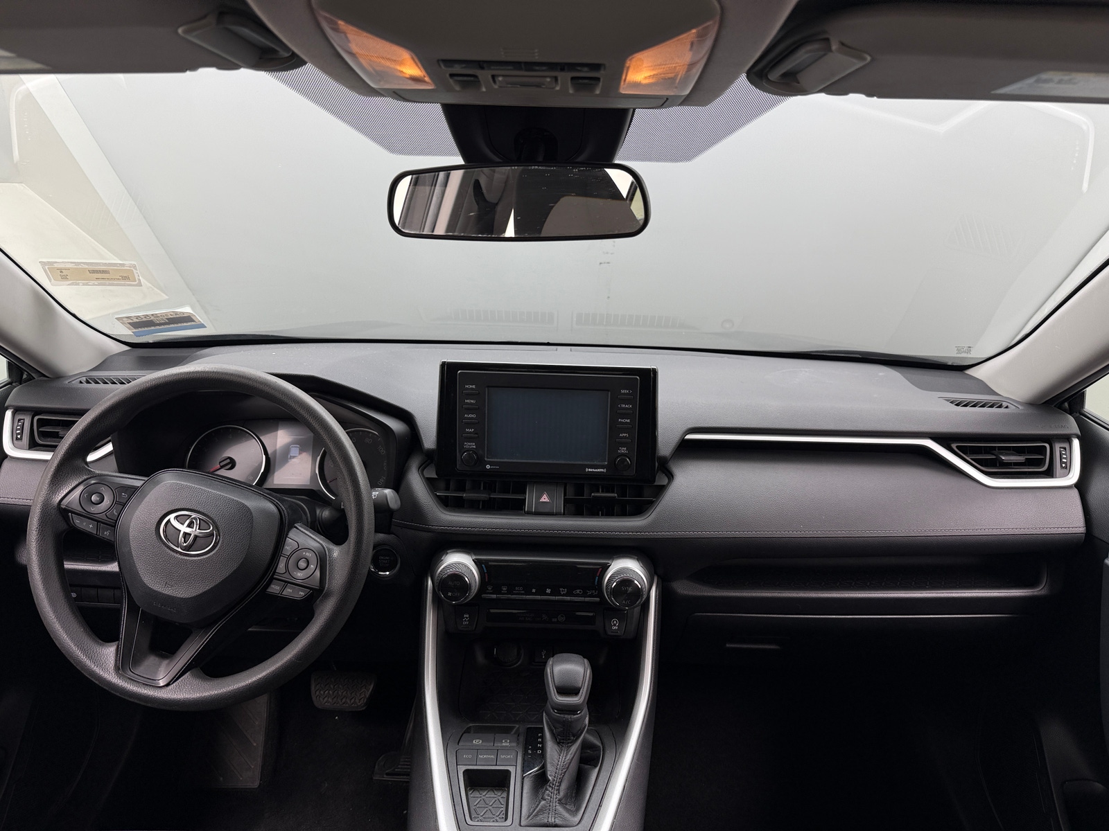 Thumbnail: 2020 Toyota RAV4 - 3