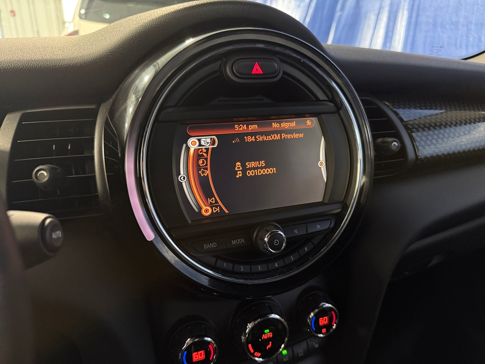 Thumbnail: 2017 MINI Cooper Convertible - 3