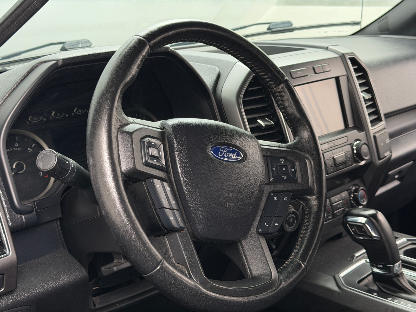 Thumbnail: 2020 Ford Econoline - 5