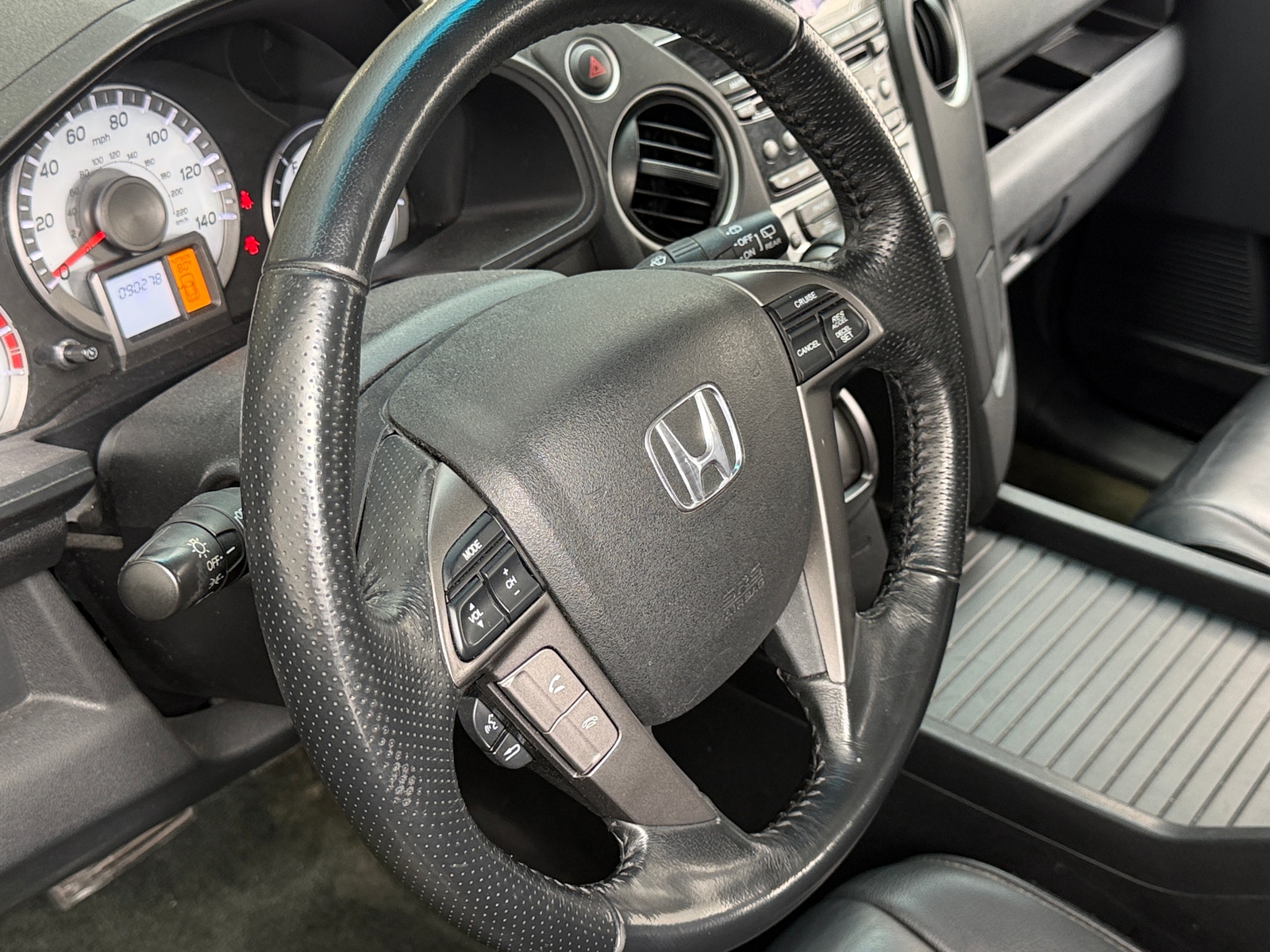 Thumbnail: 2014 Honda Pilot - 4