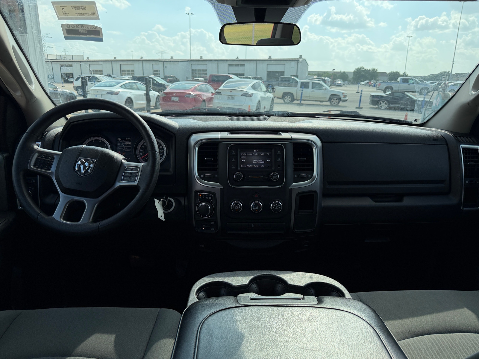 Thumbnail: 2022 RAM 1500 Classic - 3