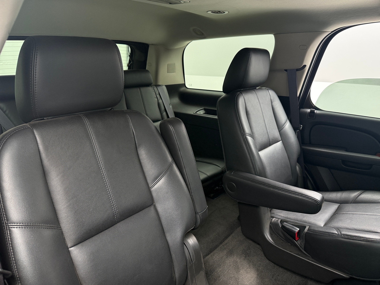 Thumbnail: 2013 Chevrolet Tahoe - 5
