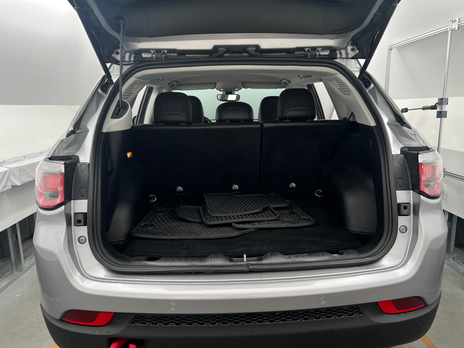 Thumbnail: 2019 Jeep Compass - 6