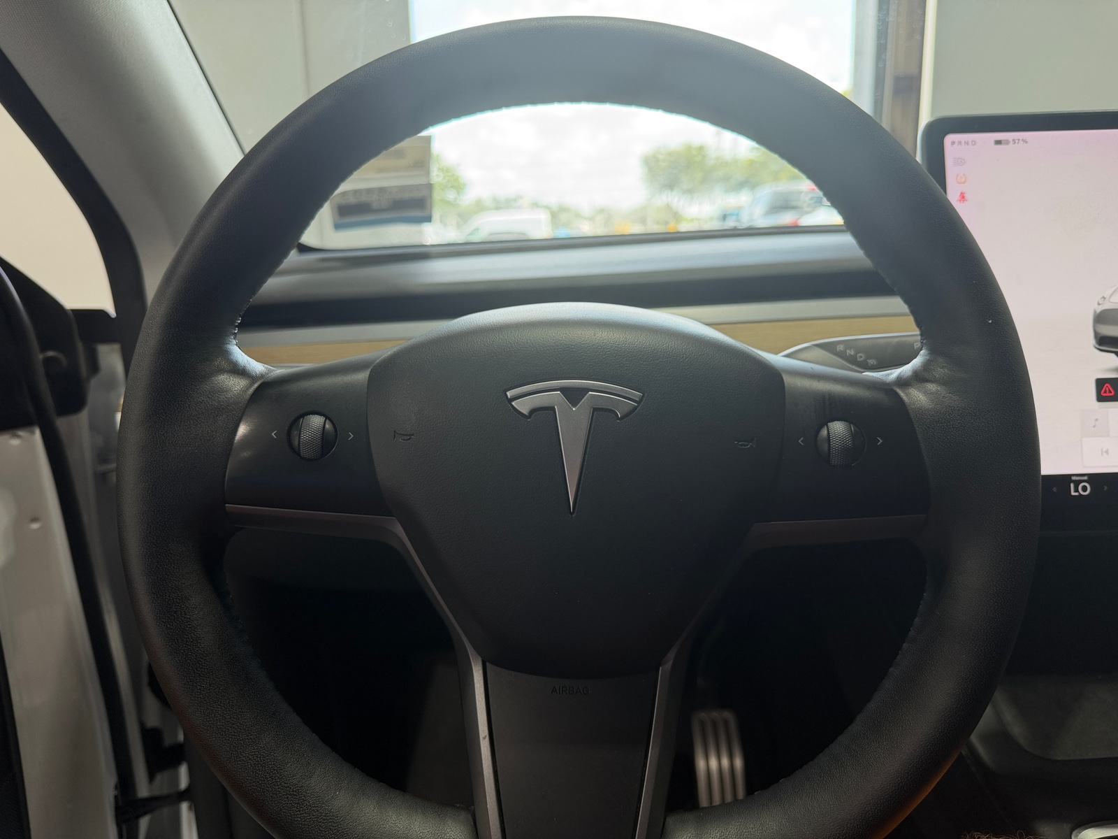 Thumbnail: 2022 Tesla Model Y - 4