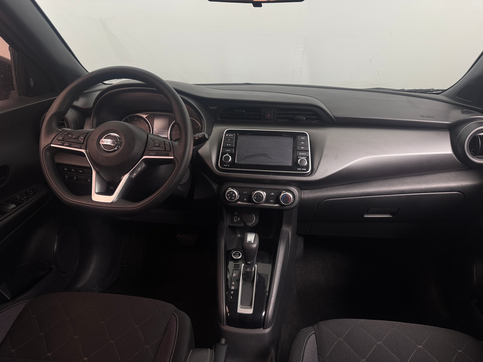 Thumbnail: 2020 Nissan Kicks - 3