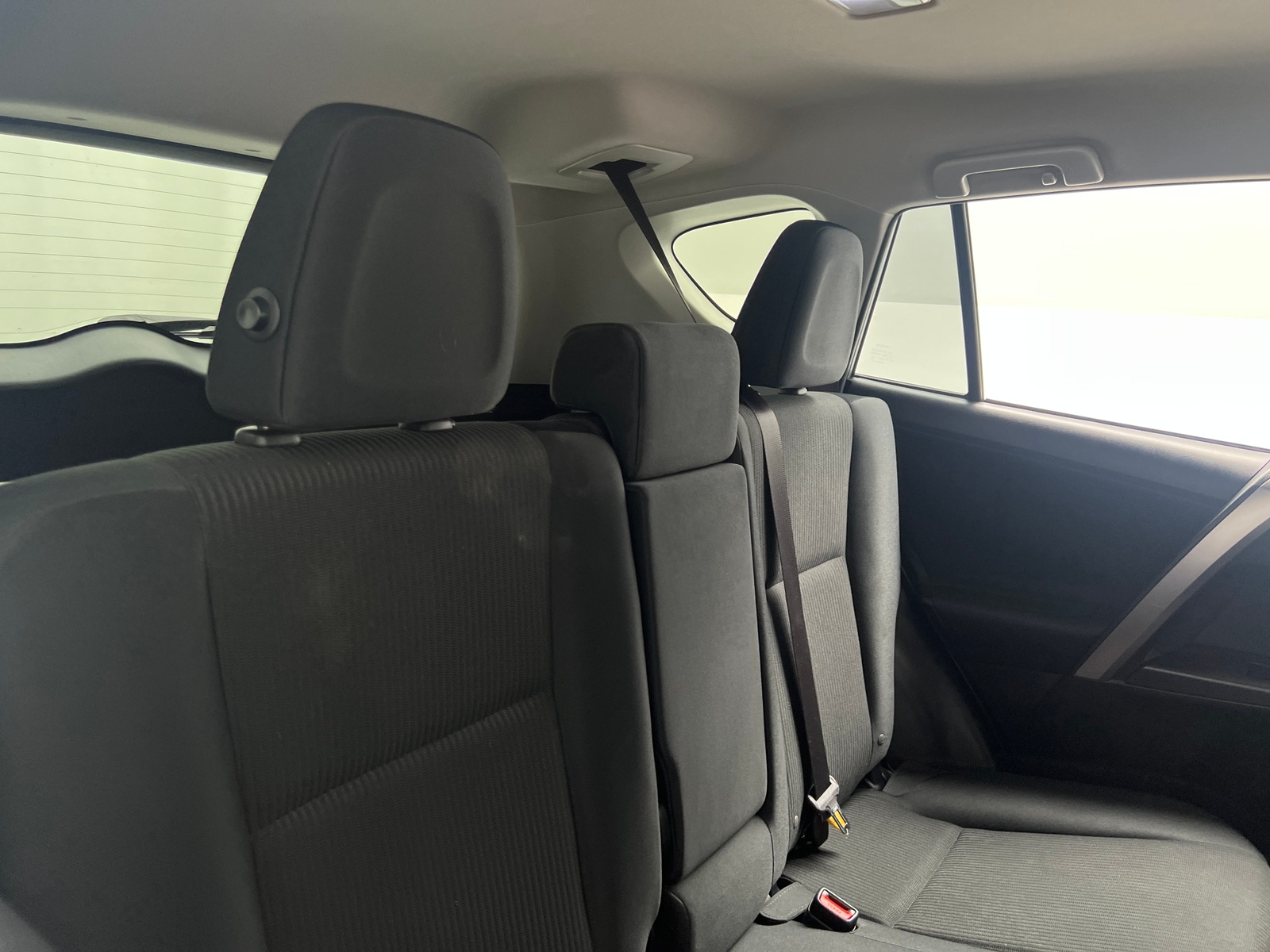 Thumbnail: 2018 Toyota RAV4 - 6