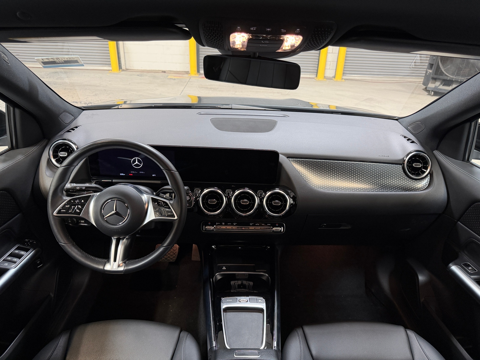 Thumbnail: 2025 Mercedes-Benz GLA - 2