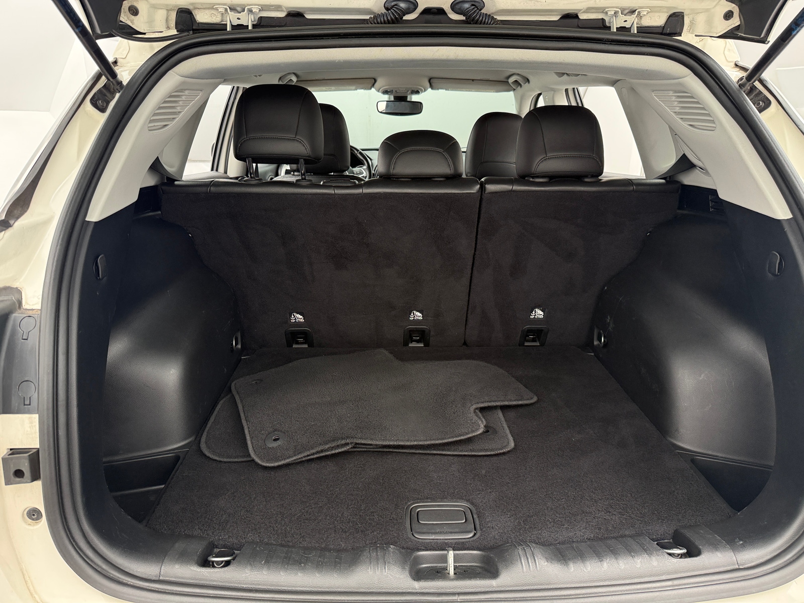 Thumbnail: 2020 Jeep Compass - 7