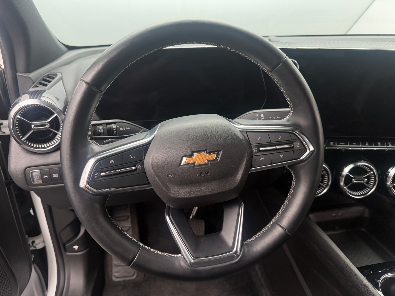 Thumbnail: 2024 Chevrolet Blazer EV - 4