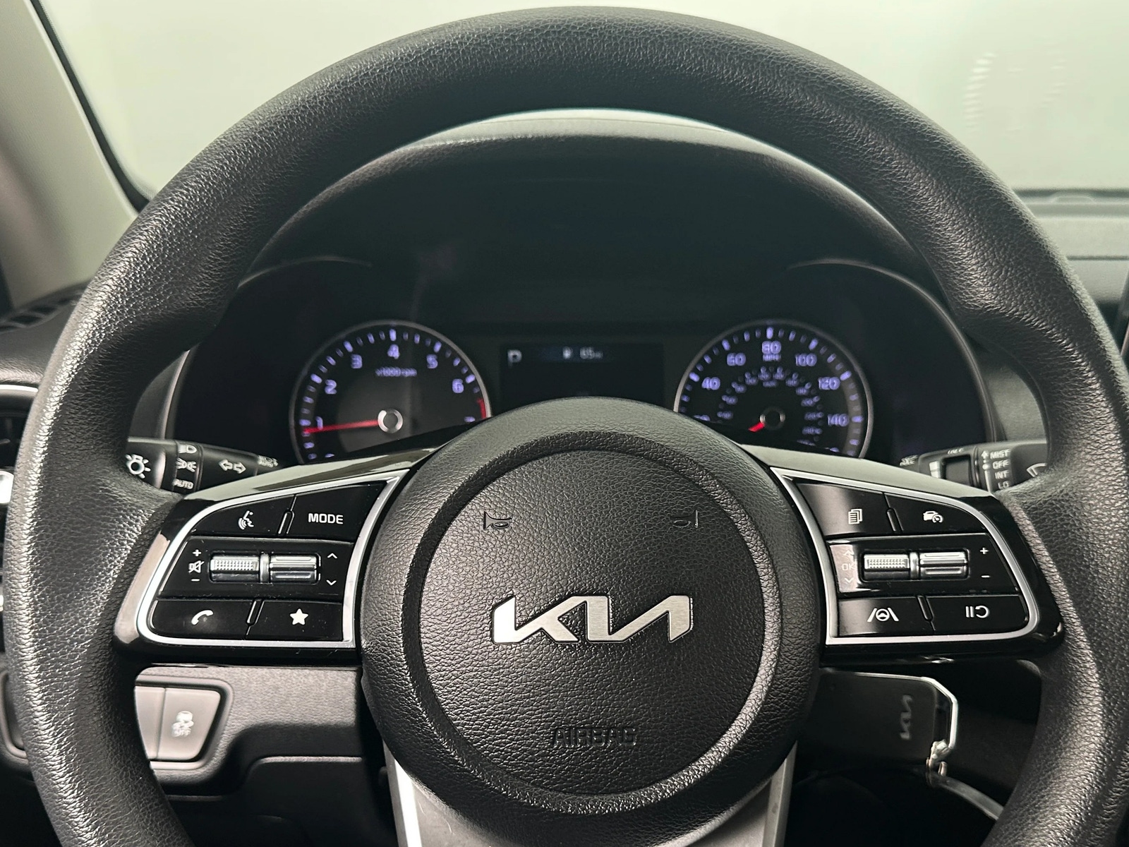 Thumbnail: 2023 Kia Forte - 5