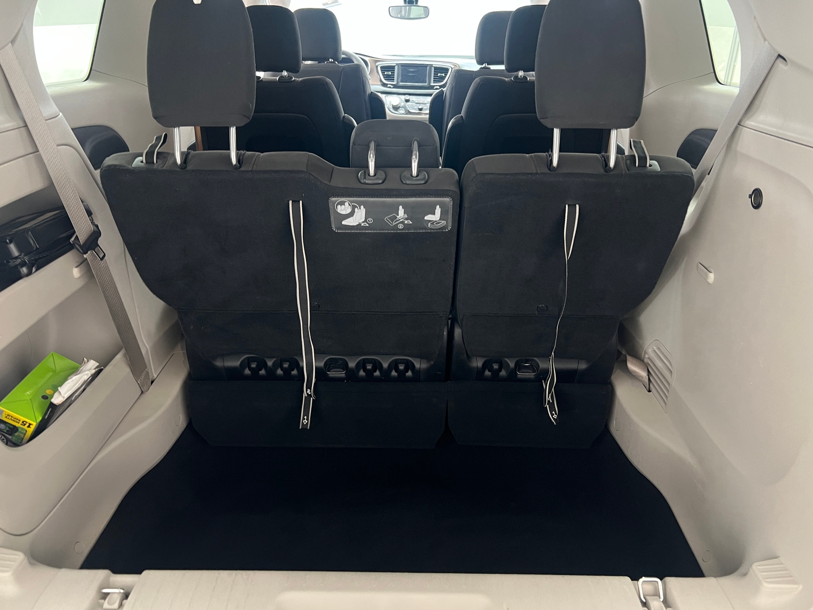 Thumbnail: 2018 Chrysler Pacifica - 7