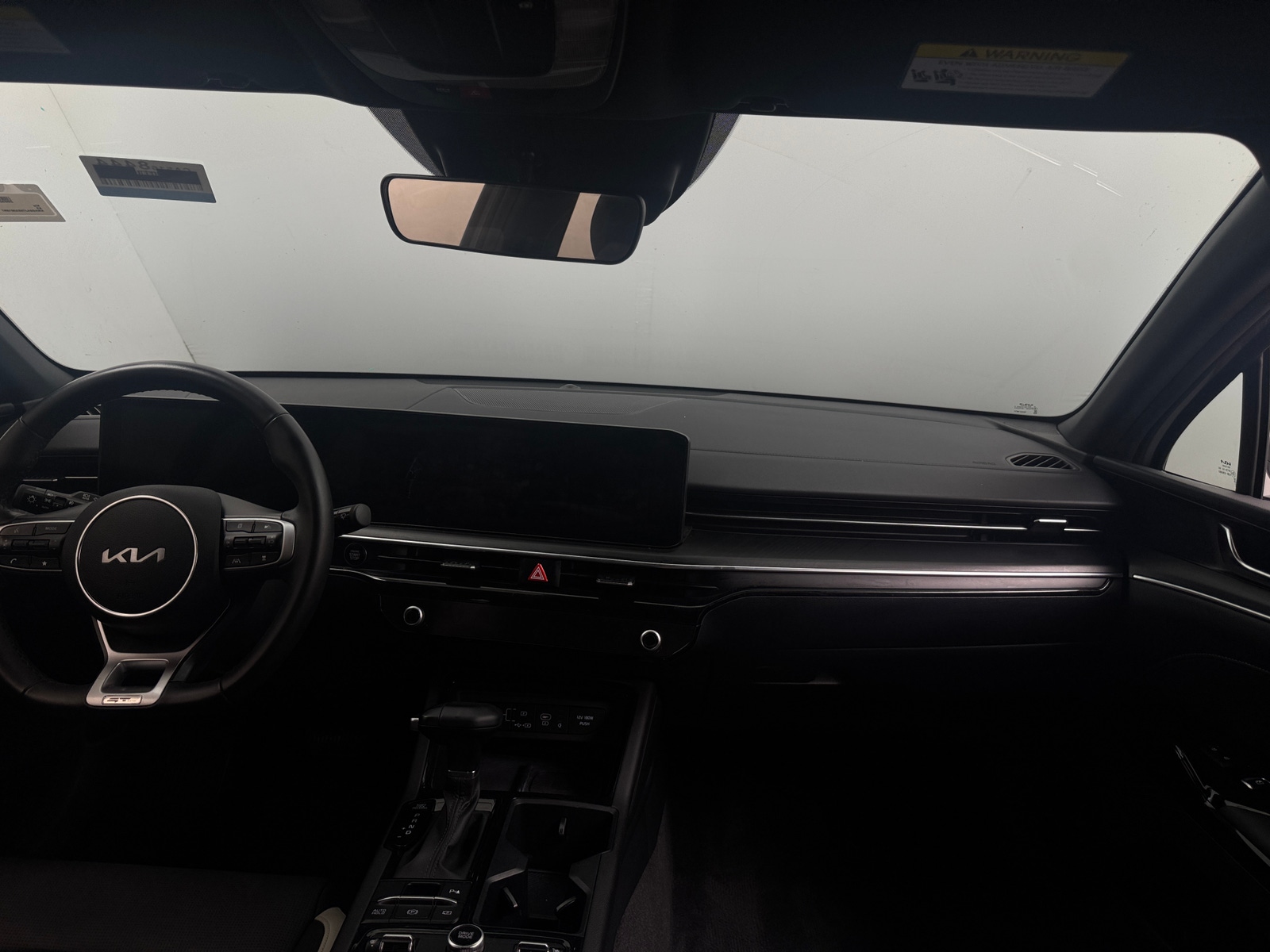 Thumbnail: 2025 Kia K5 - 2
