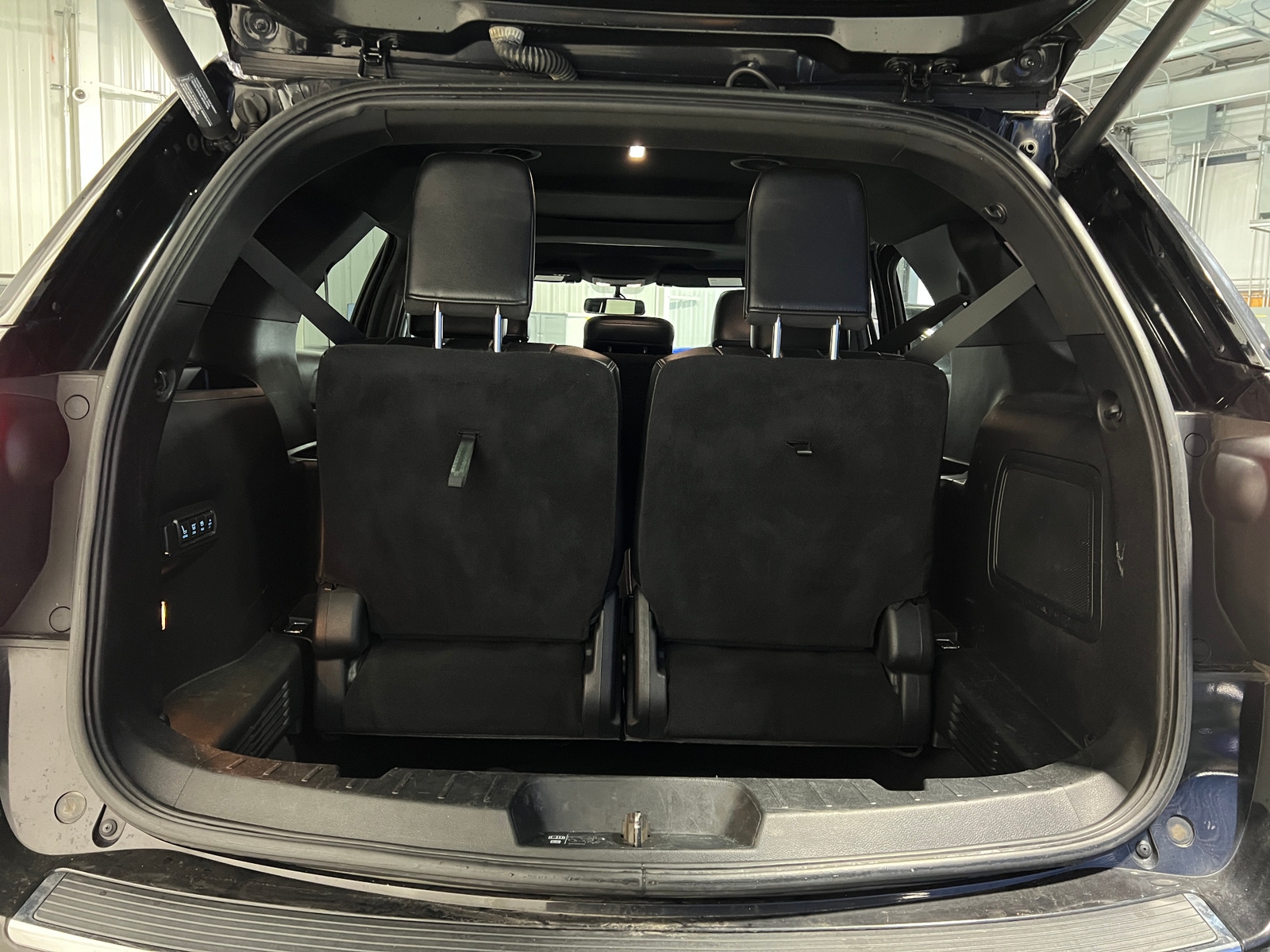 Thumbnail: 2019 Ford Explorer - 6