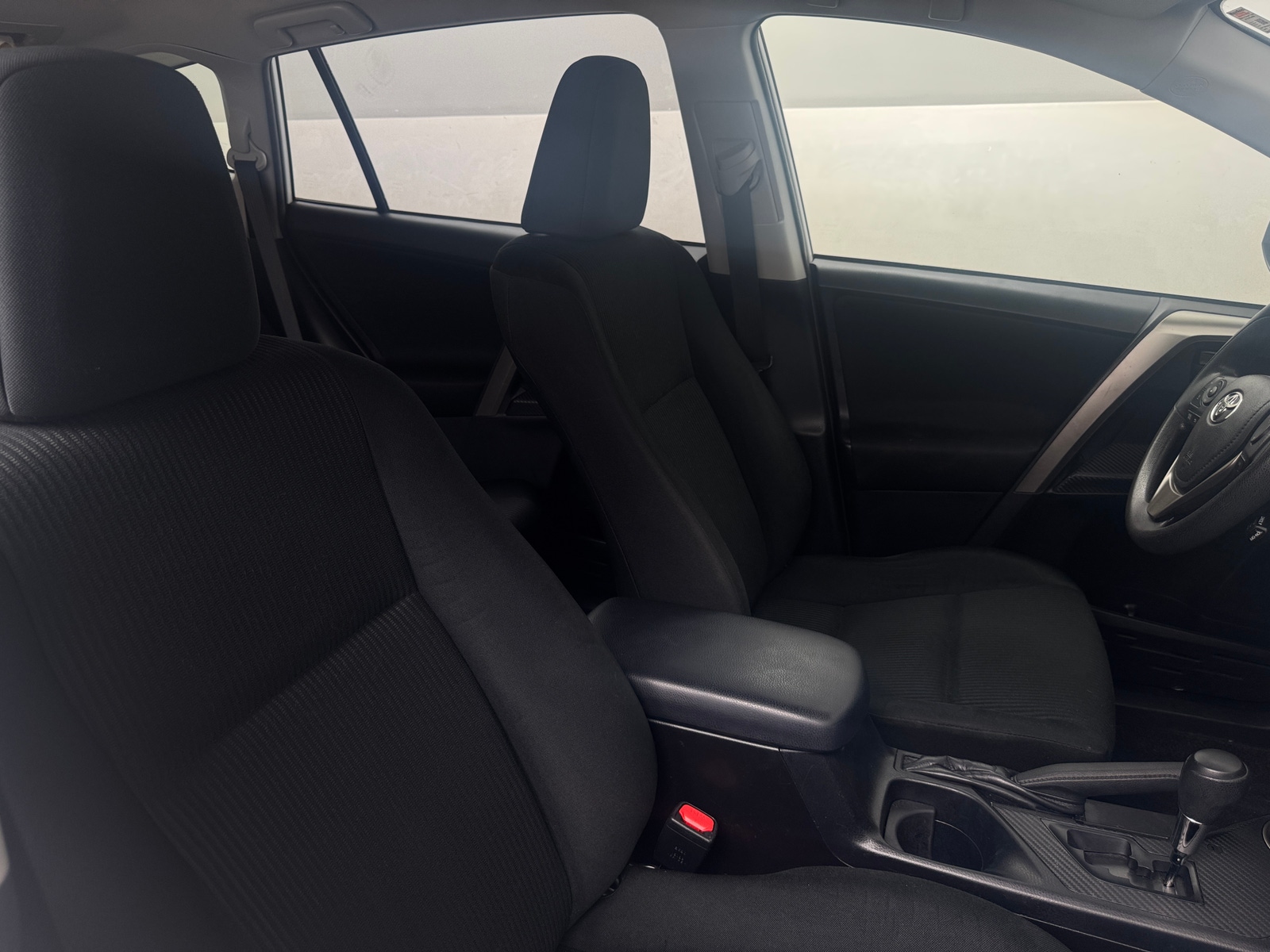 Thumbnail: 2014 Toyota RAV4 - 2