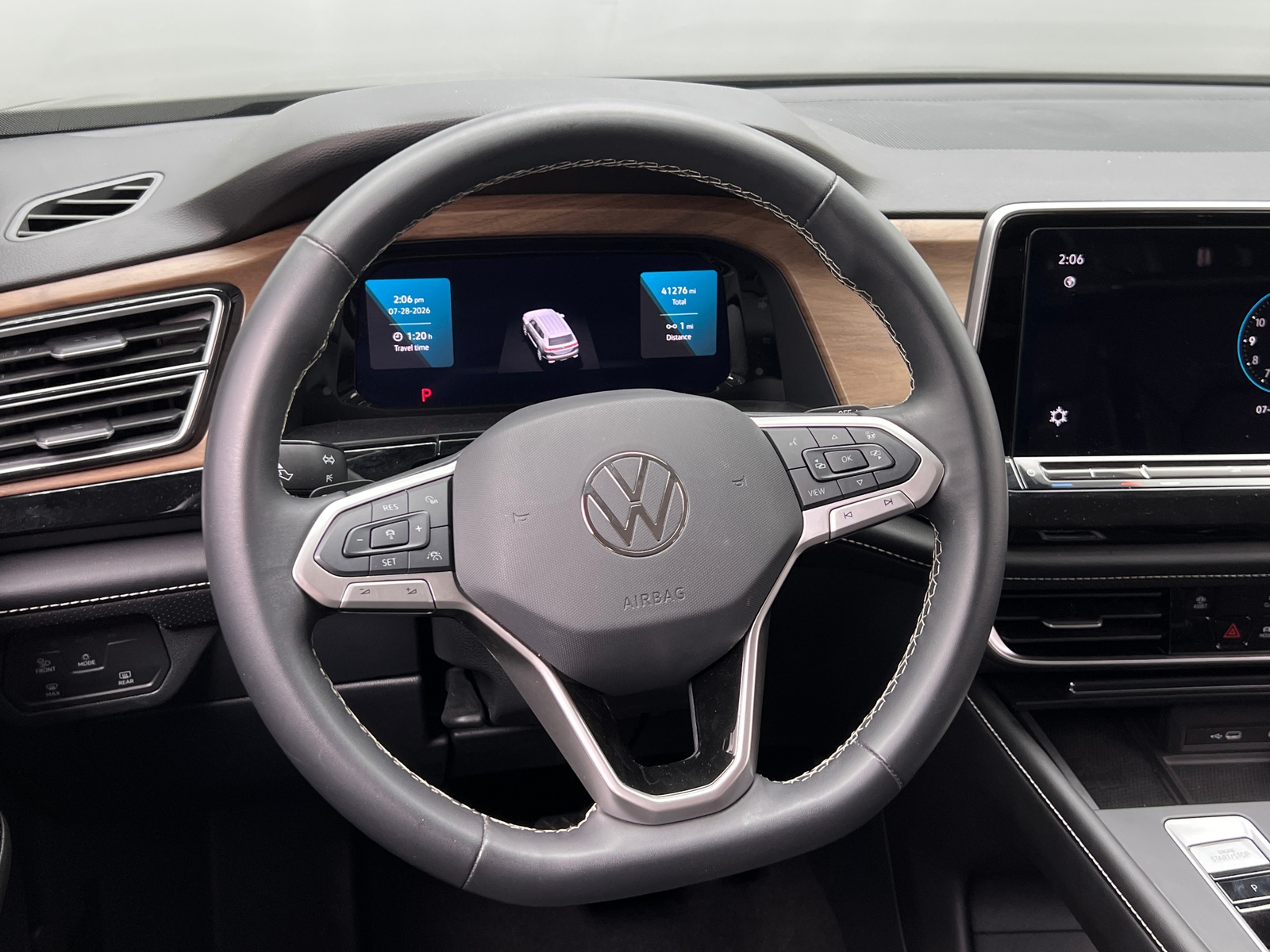 Thumbnail: 2024 Volkswagen Atlas - 4