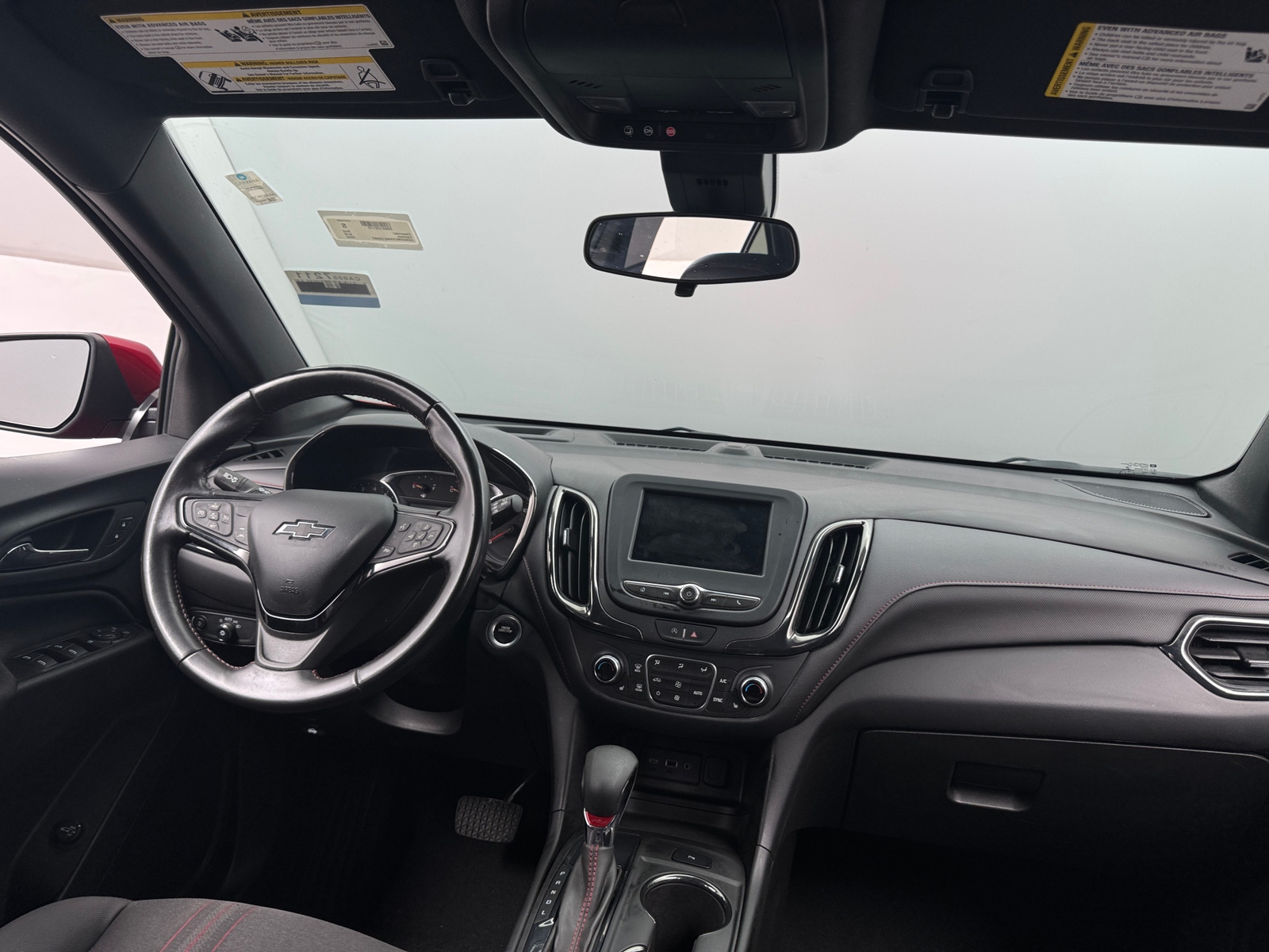 Thumbnail: 2022 Chevrolet Equinox - 3