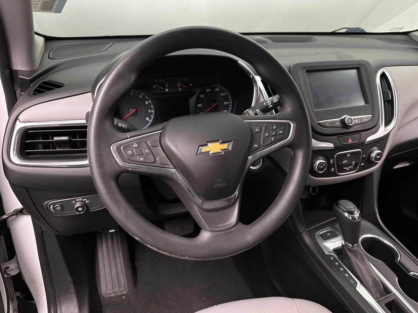 Thumbnail: 2018 Chevrolet Equinox - 5