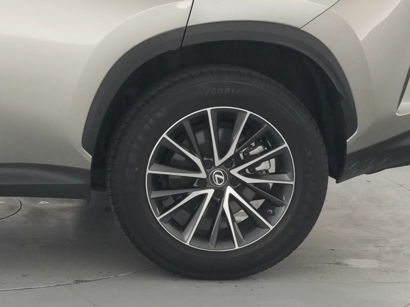 2022 Lexus NX 350 - Photo 21