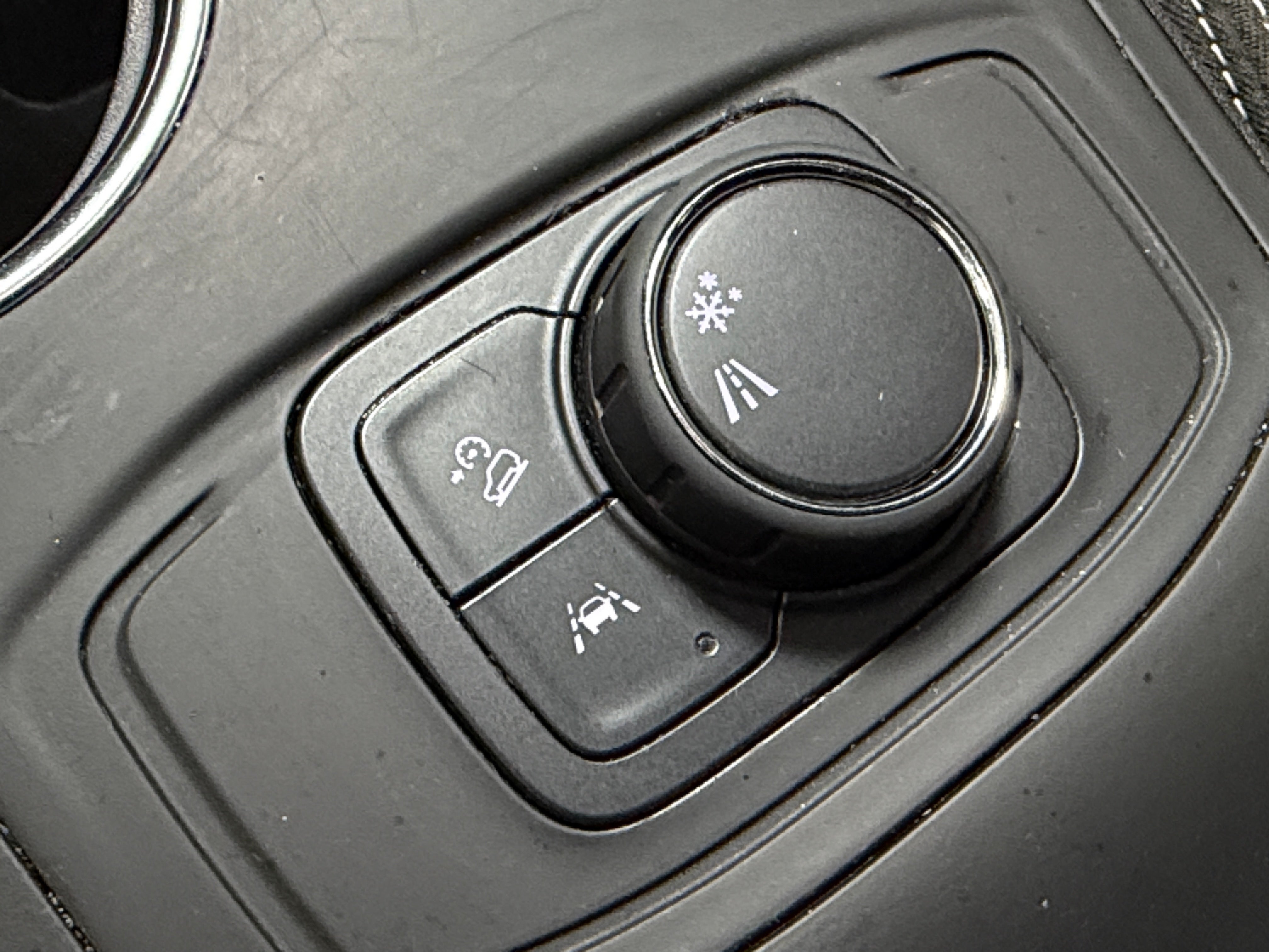 2024 GMC Terrain SLE - Photo 11