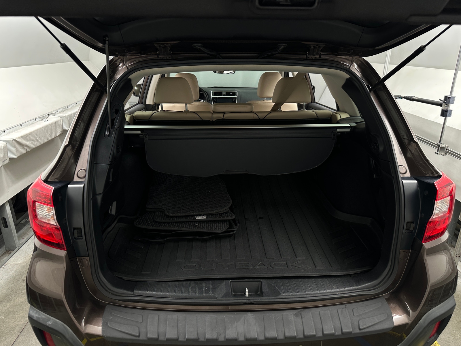 Thumbnail: 2019 Subaru Outback - 6
