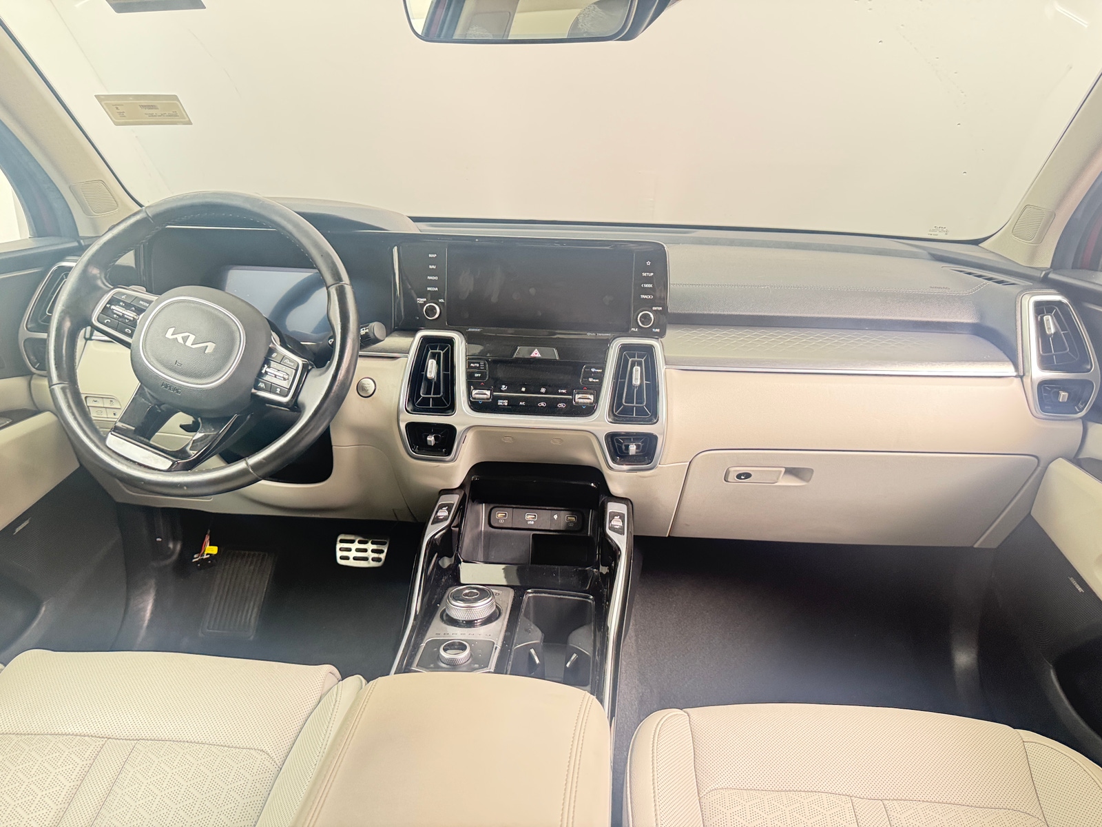 Thumbnail: 2022 Kia Sorento - 2