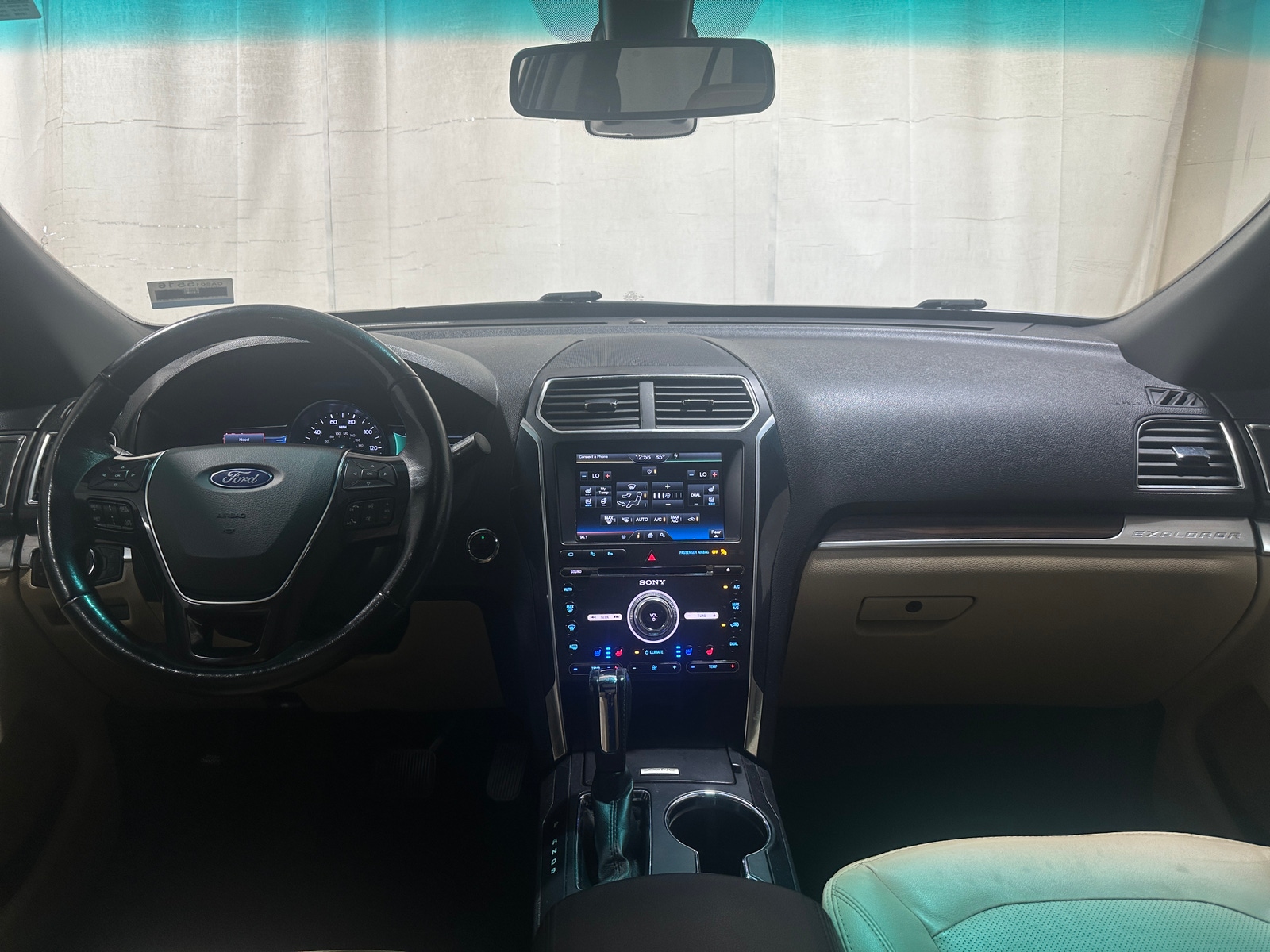 Thumbnail: 2016 Ford Explorer - 2