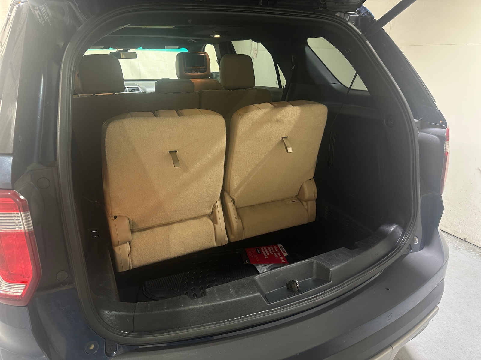 Thumbnail: 2016 Ford Explorer - 6