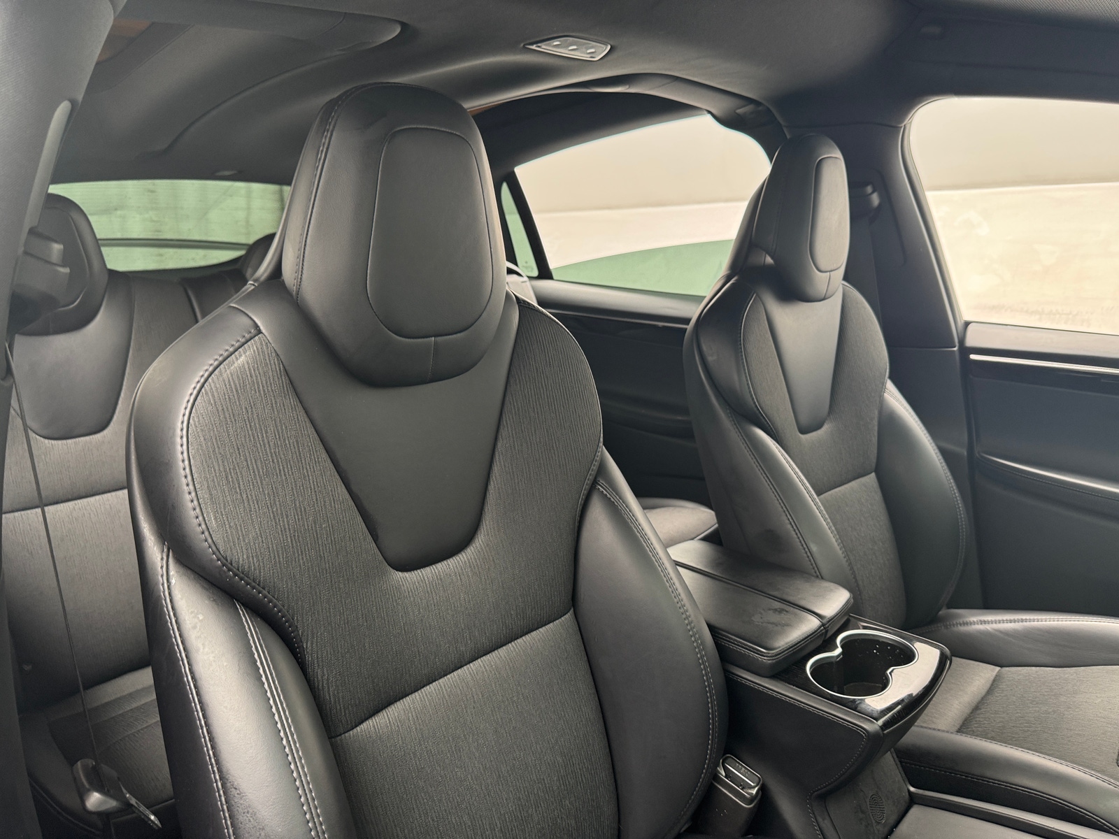 Thumbnail: 2018 Tesla Model X - 2
