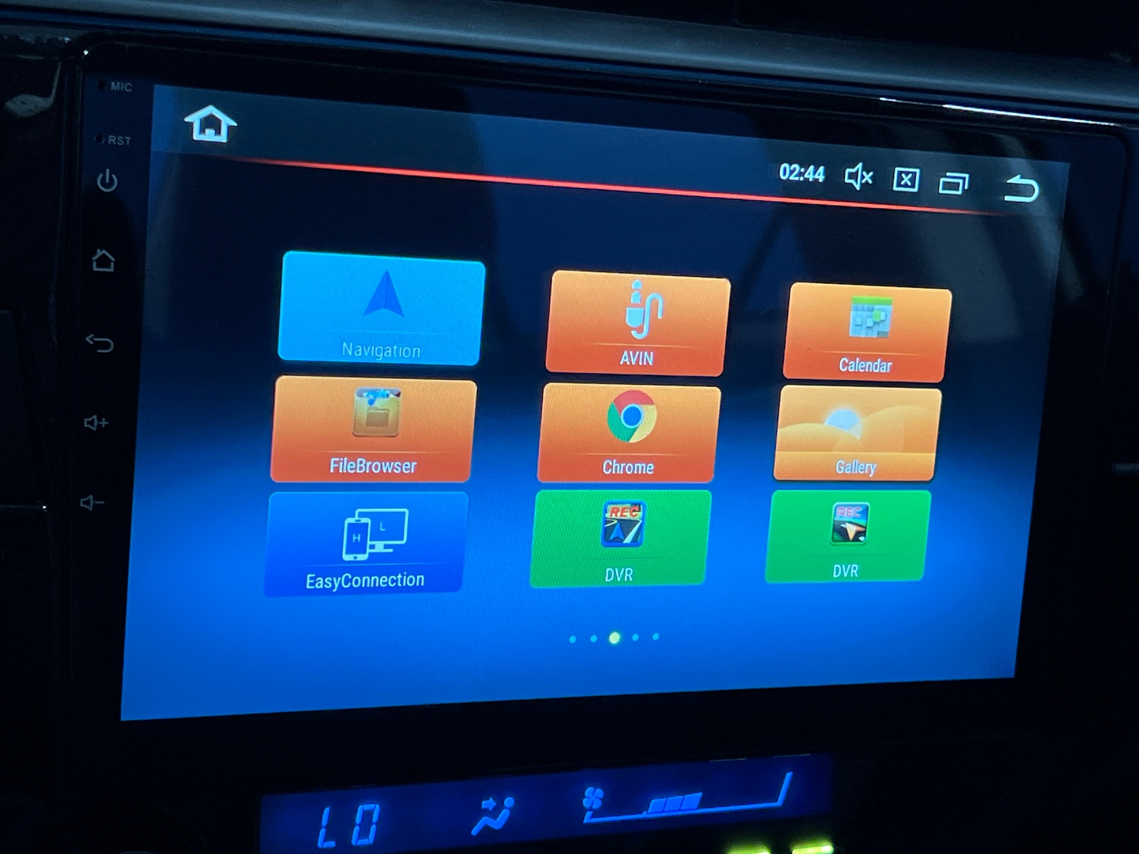 Thumbnail: 2015 Toyota Corolla - 4