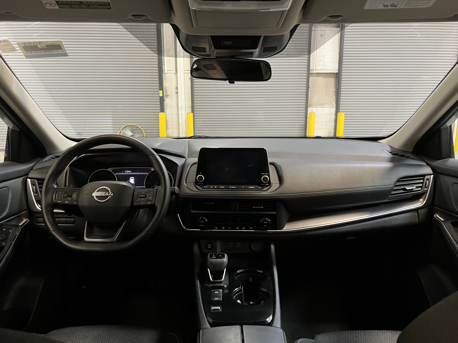 Thumbnail: 2025 Nissan Rogue - 3