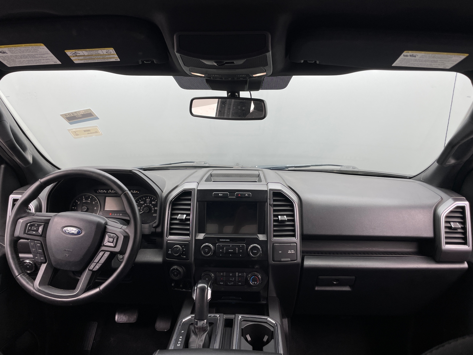 Thumbnail: 2019 Ford Econoline - 3