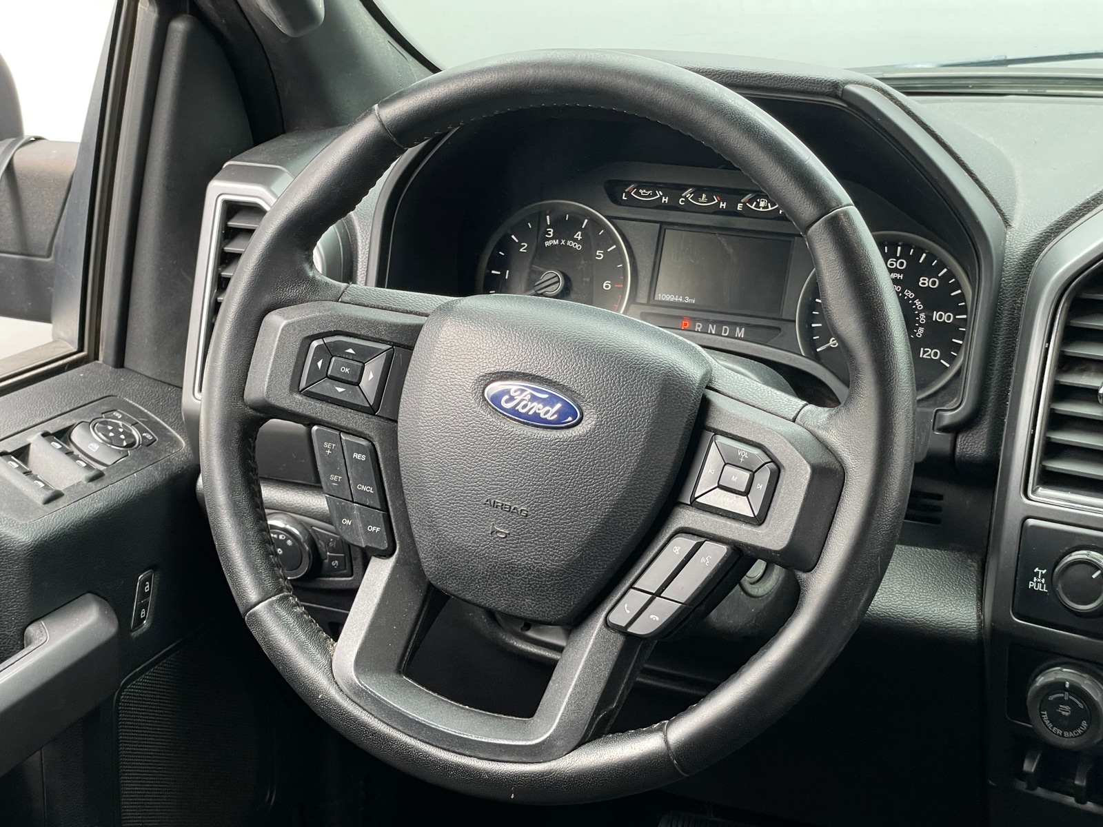Thumbnail: 2019 Ford Econoline - 5