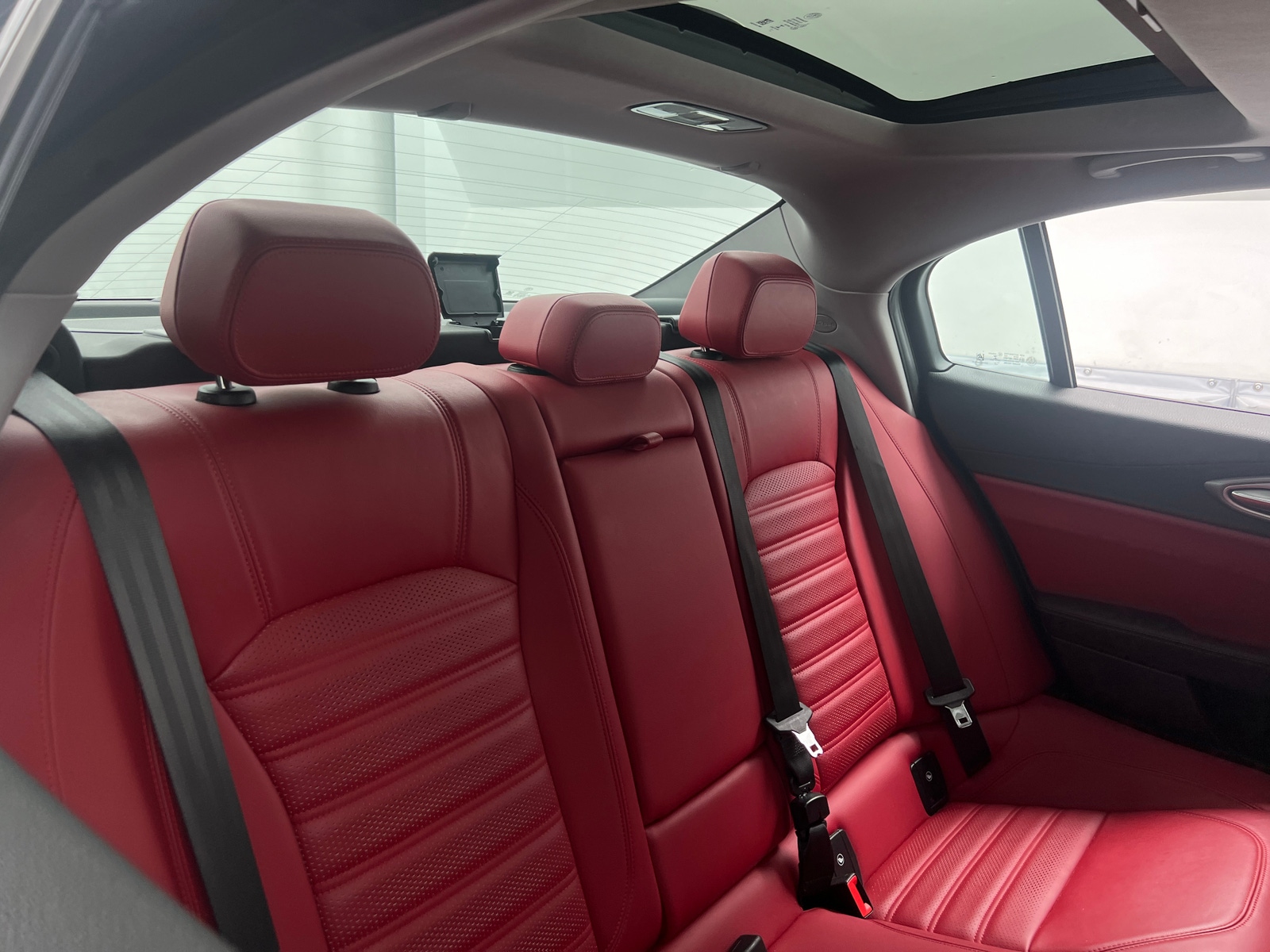 Thumbnail: 2018 Alfa Romeo Giulia - 5