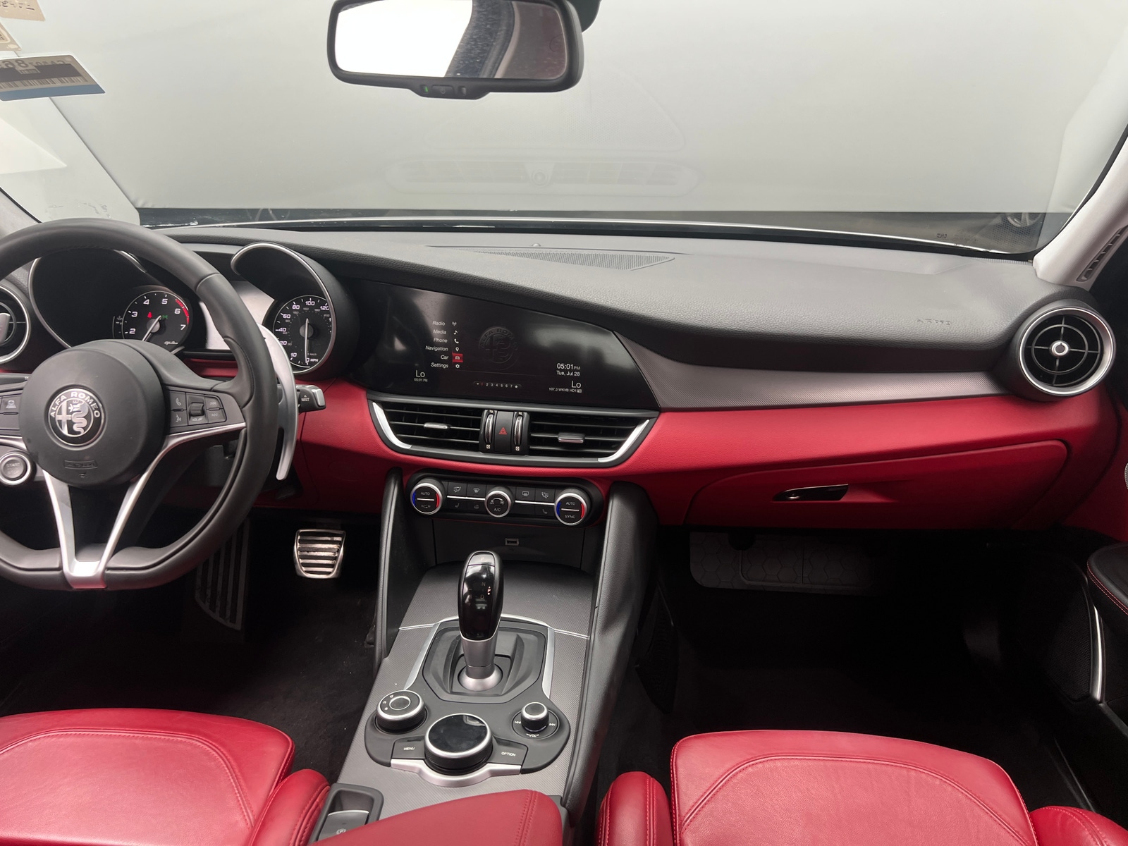 Thumbnail: 2018 Alfa Romeo Giulia - 2